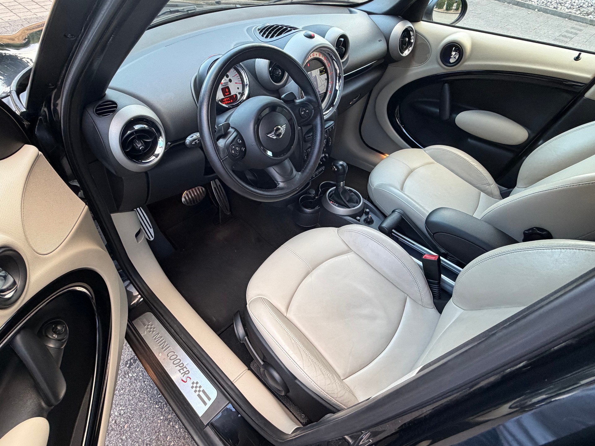 MINI Countryman Cooper S ALL4 Steptronic-image-8