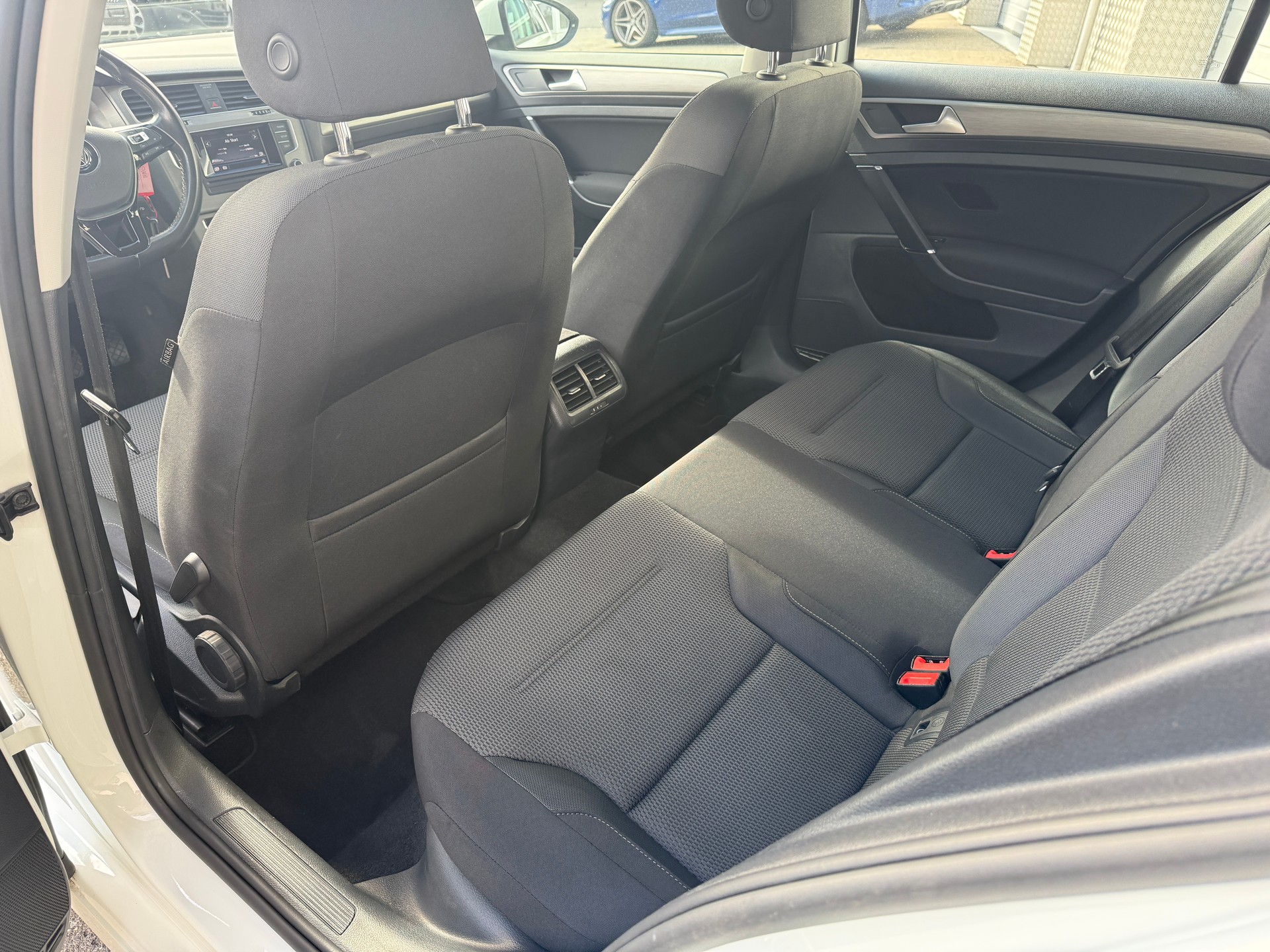 VW Golf 1.2 TSI Comfortline DSG-image-6