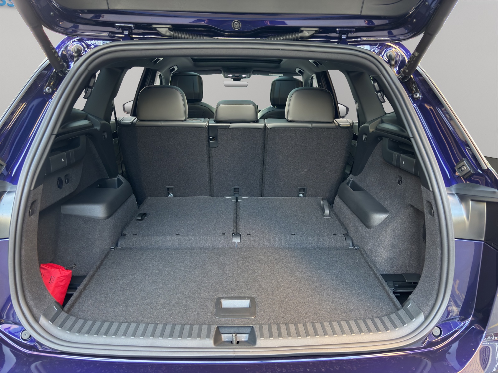 VW Tayron 2.0 TSI R-Line Plus DSG 4Motion-image-9