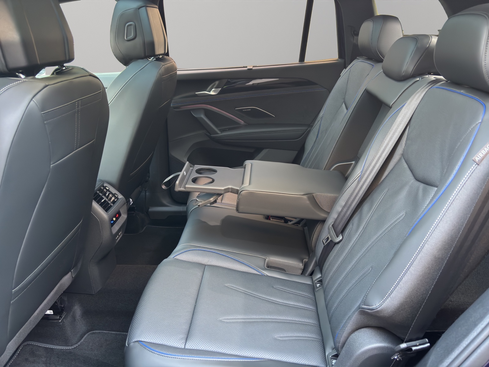VW Tayron 2.0 TSI R-Line Plus DSG 4Motion-image-8