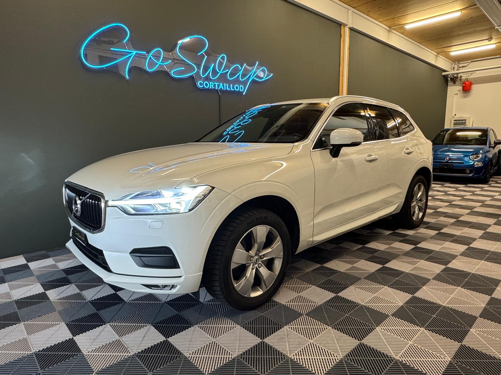 VOLVO XC60 D4 AWD Momentum Geartronic-image-0