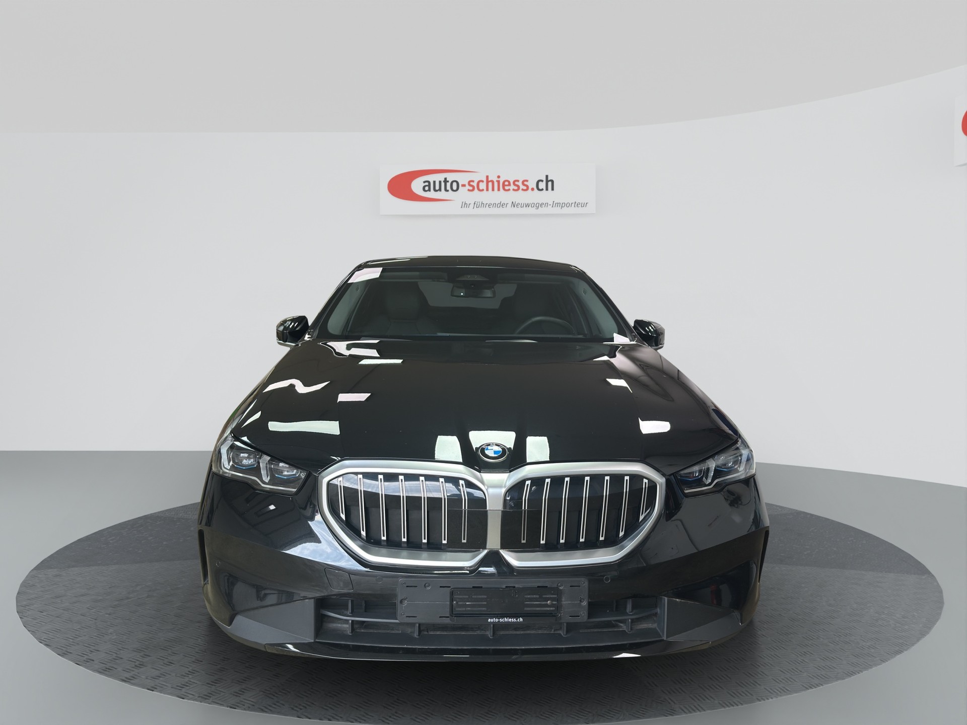 BMW 520i Steptronic-image-1