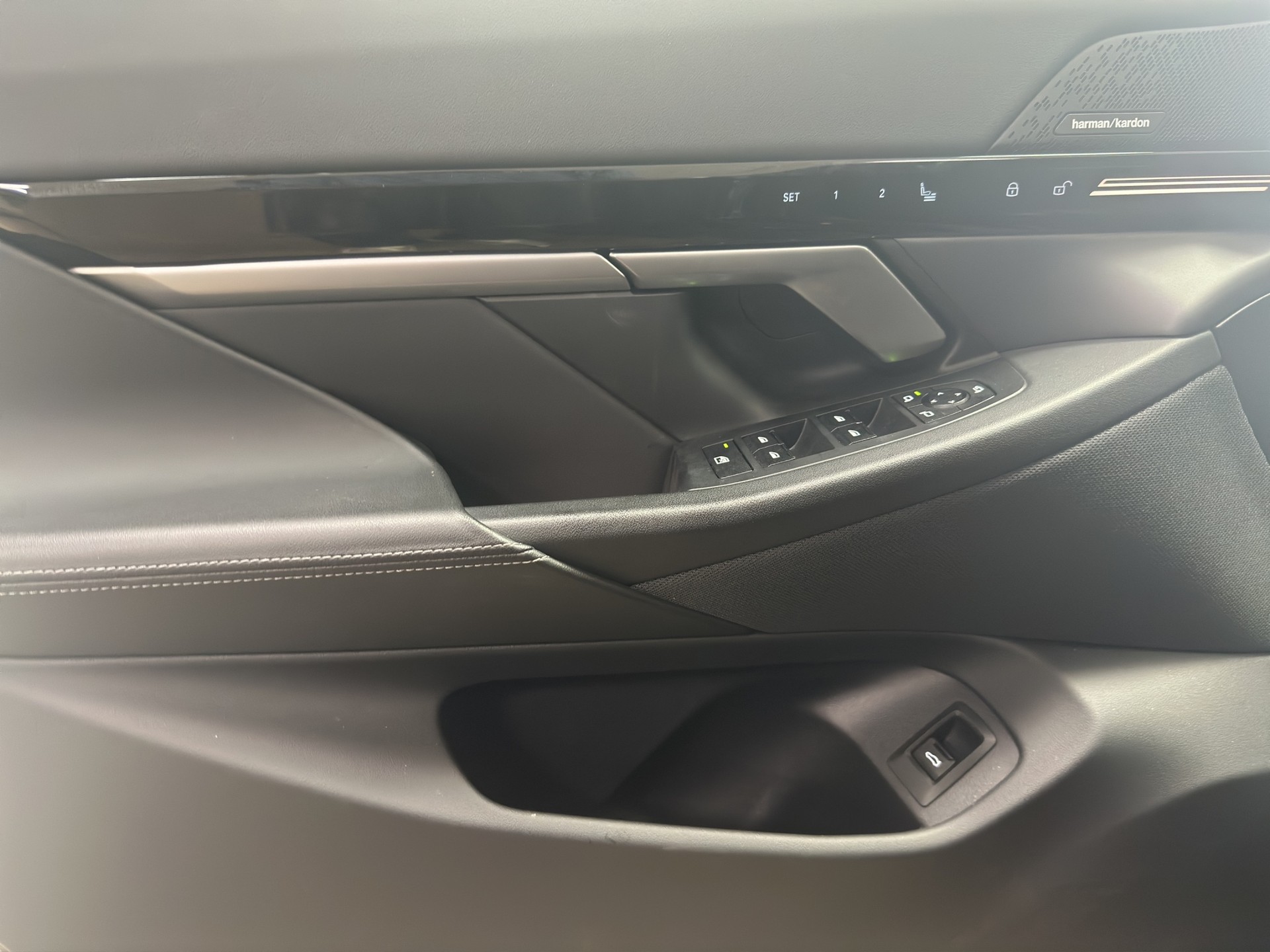 BMW 520i Steptronic-image-9