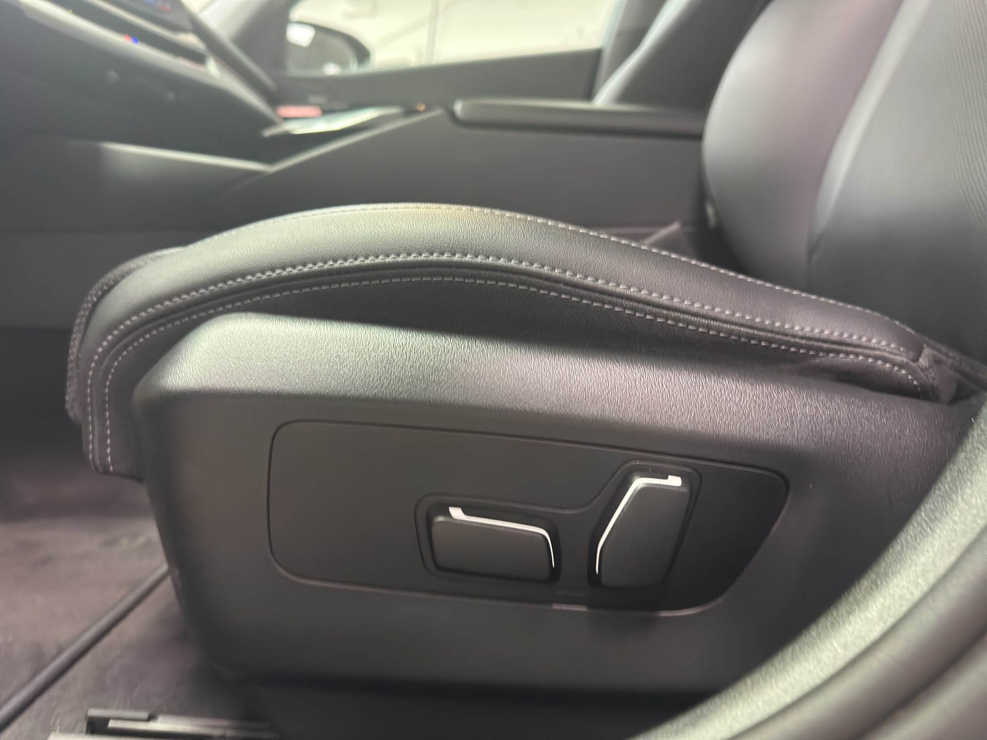 BMW 520i Steptronic-image-10
