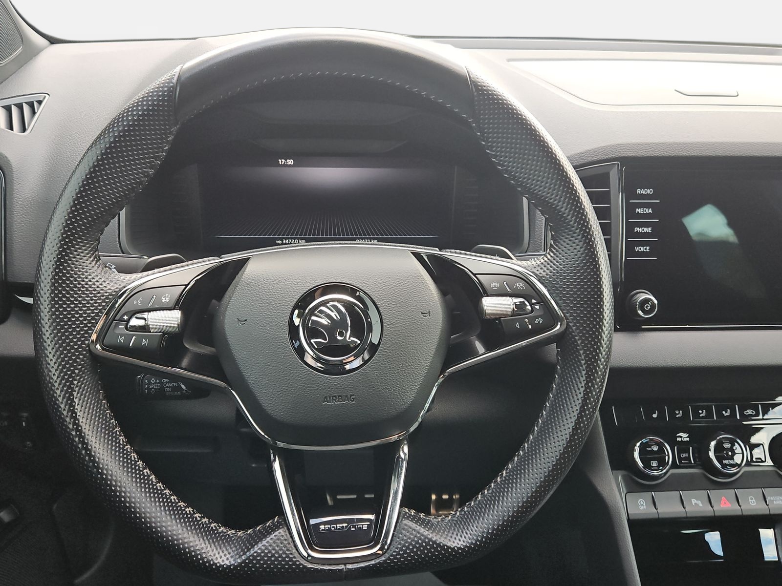SKODA Karoq 2.0 TDI SportLine 4x4 DSG-image-10