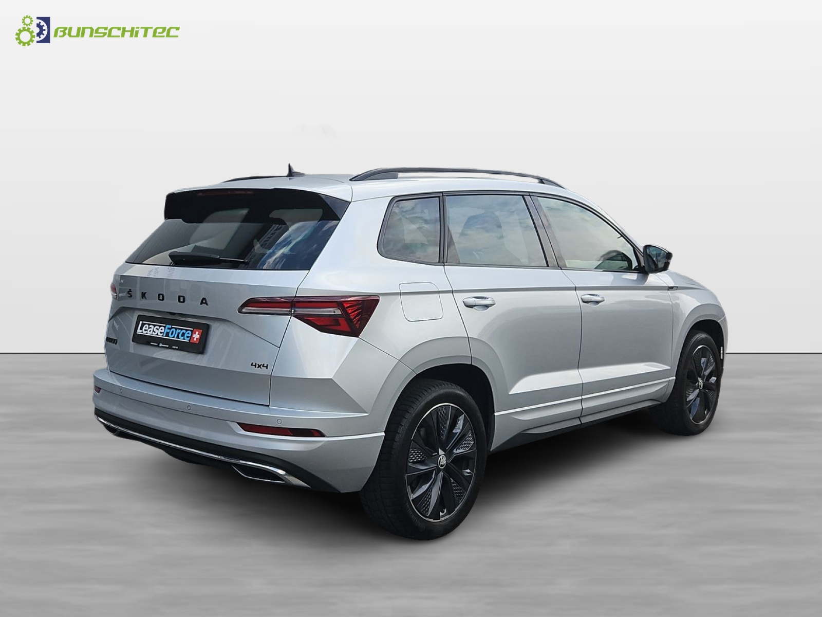 SKODA Karoq 2.0 TDI SportLine 4x4 DSG-image-4