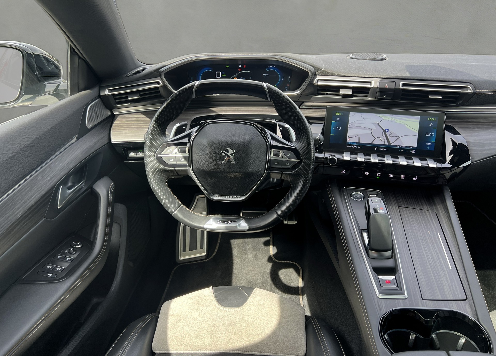 PEUGEOT 508 SW 1.6 PHEV GT EAT8-image-21
