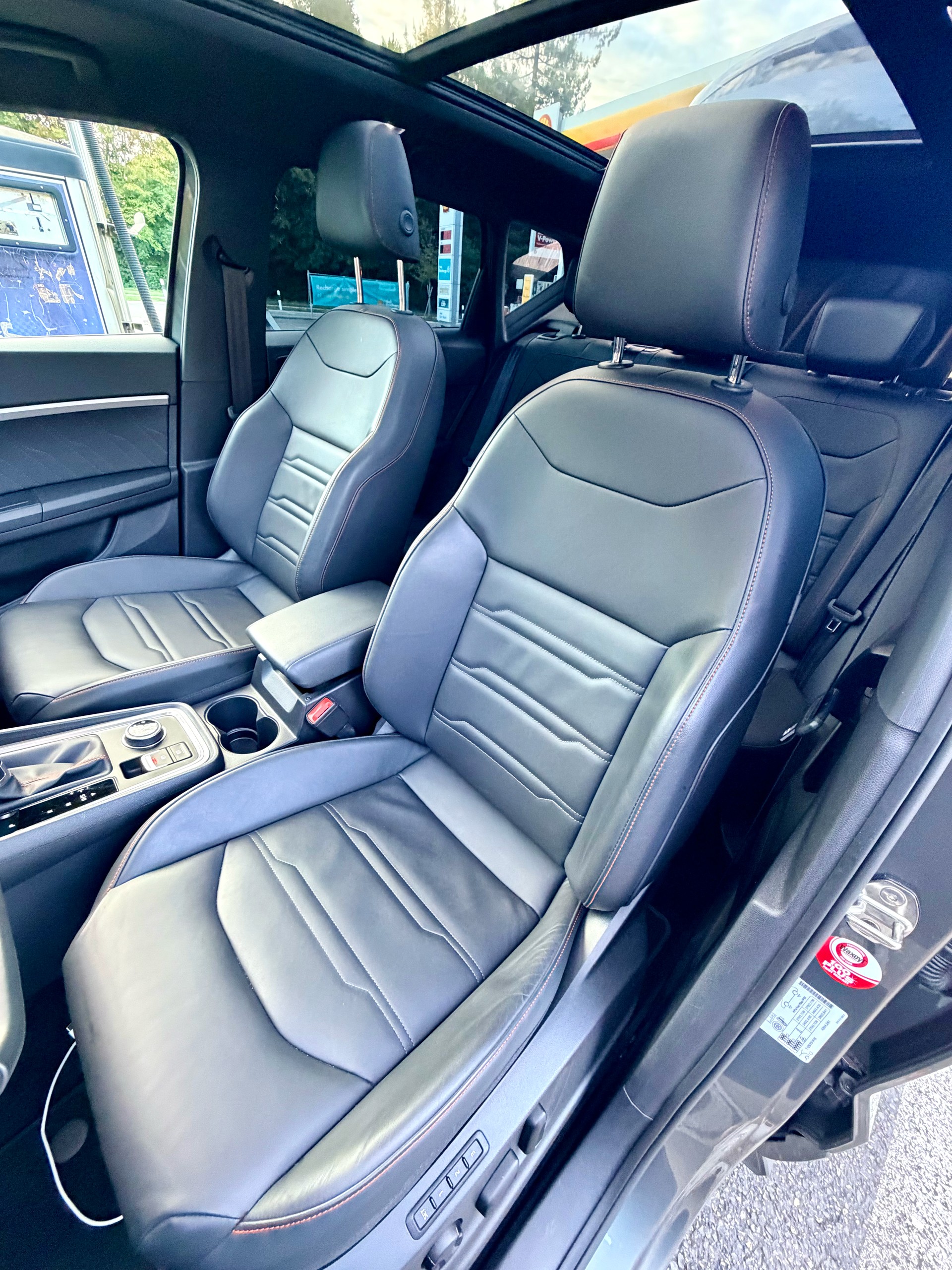 SEAT 1.5 TSI Hola FR DSG-image-2