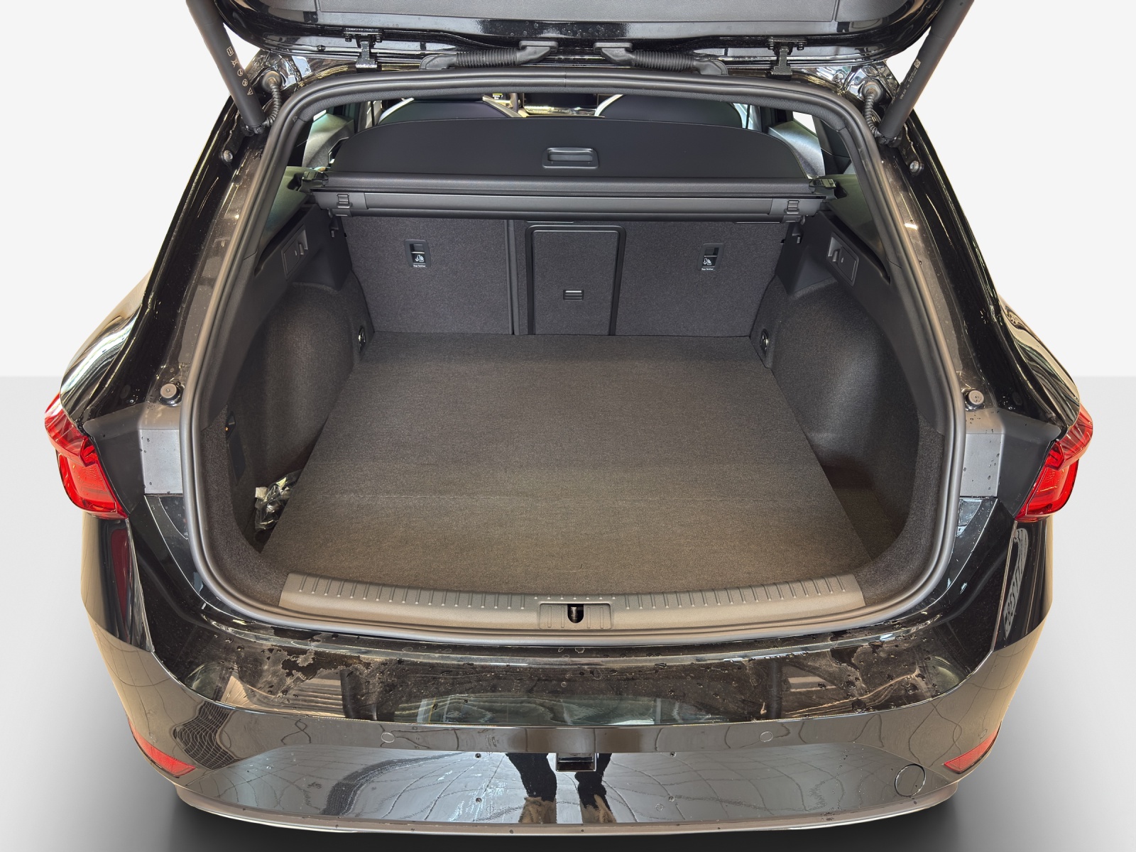 SEAT Leon ST 1.5 eHybrid pHEV DSG Move FR-image-12