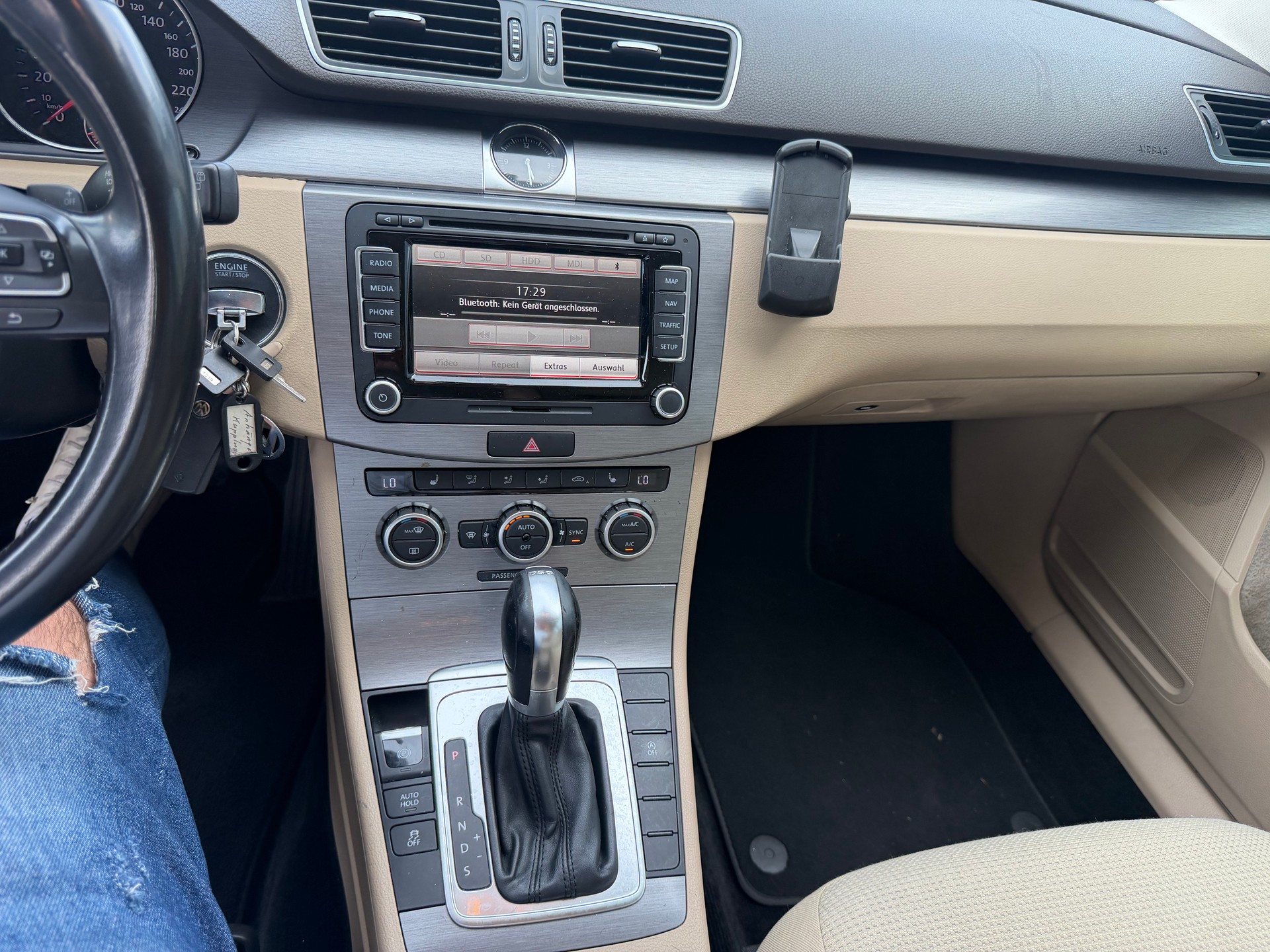 VW Passat Variant 2.0 TDI BMT Comfortline DSG-image-13