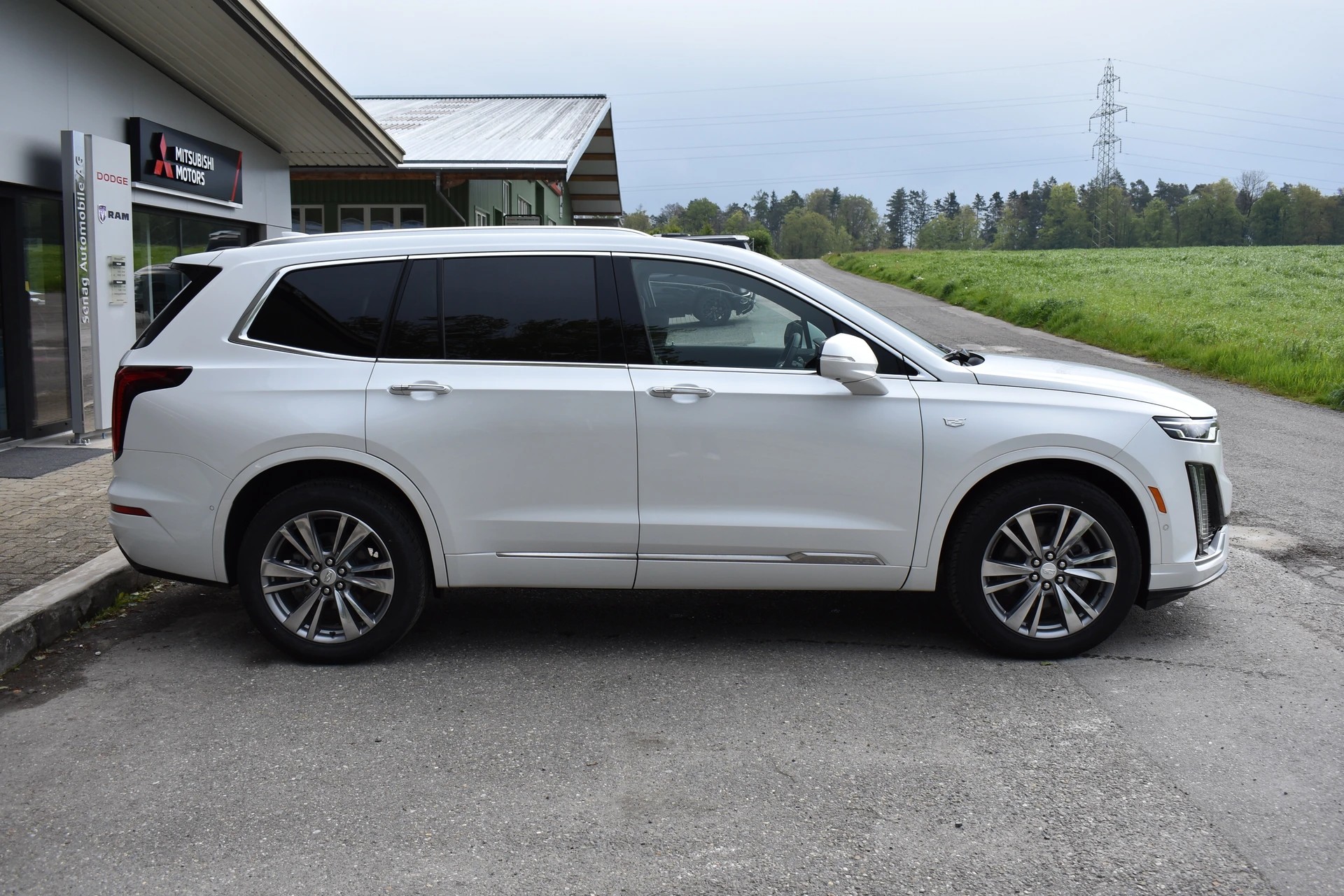 CADILLAC XT6 Premium Luxury-image-2