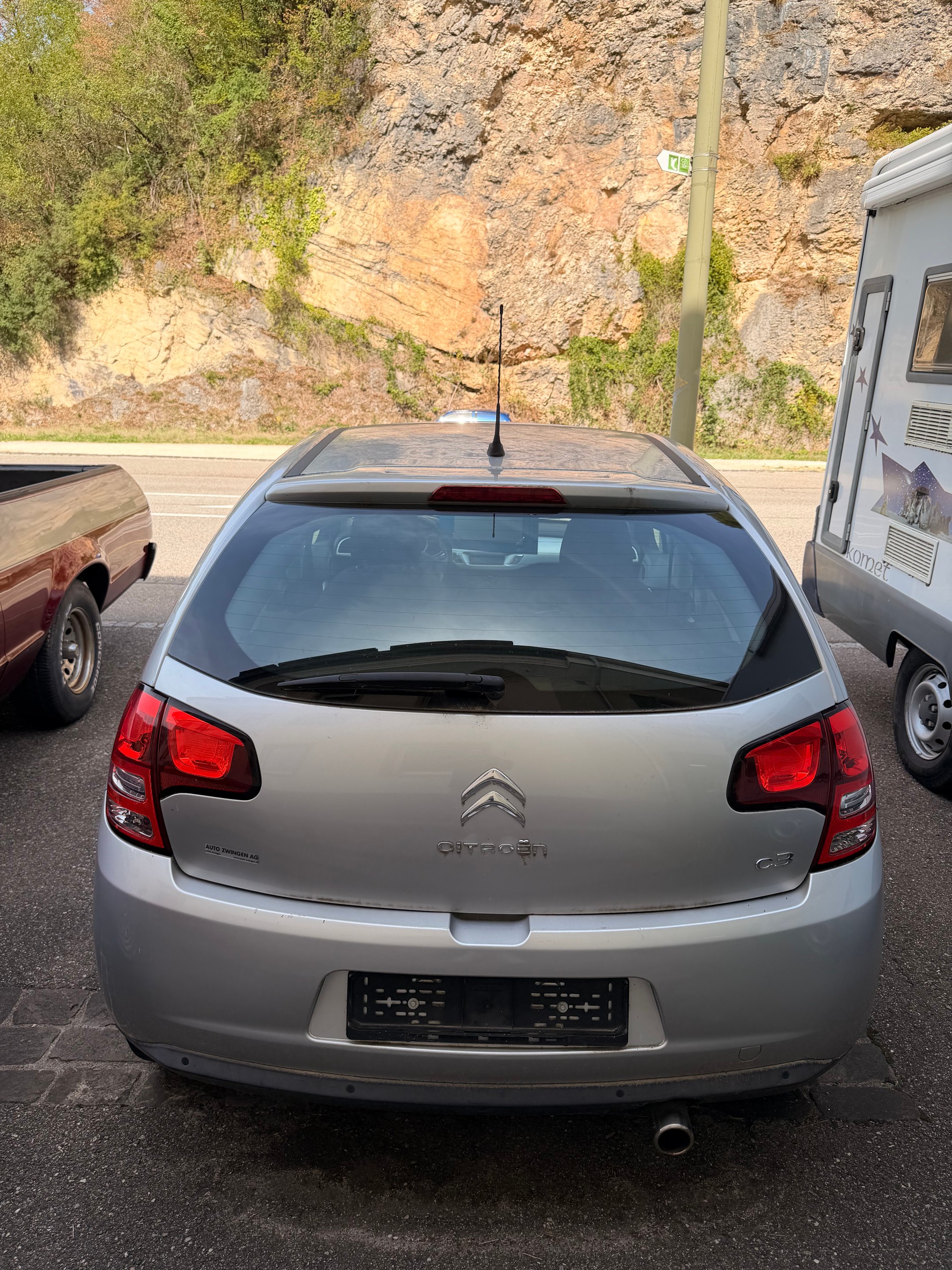 CITROEN C3 1.4i 16V Chic-image-2