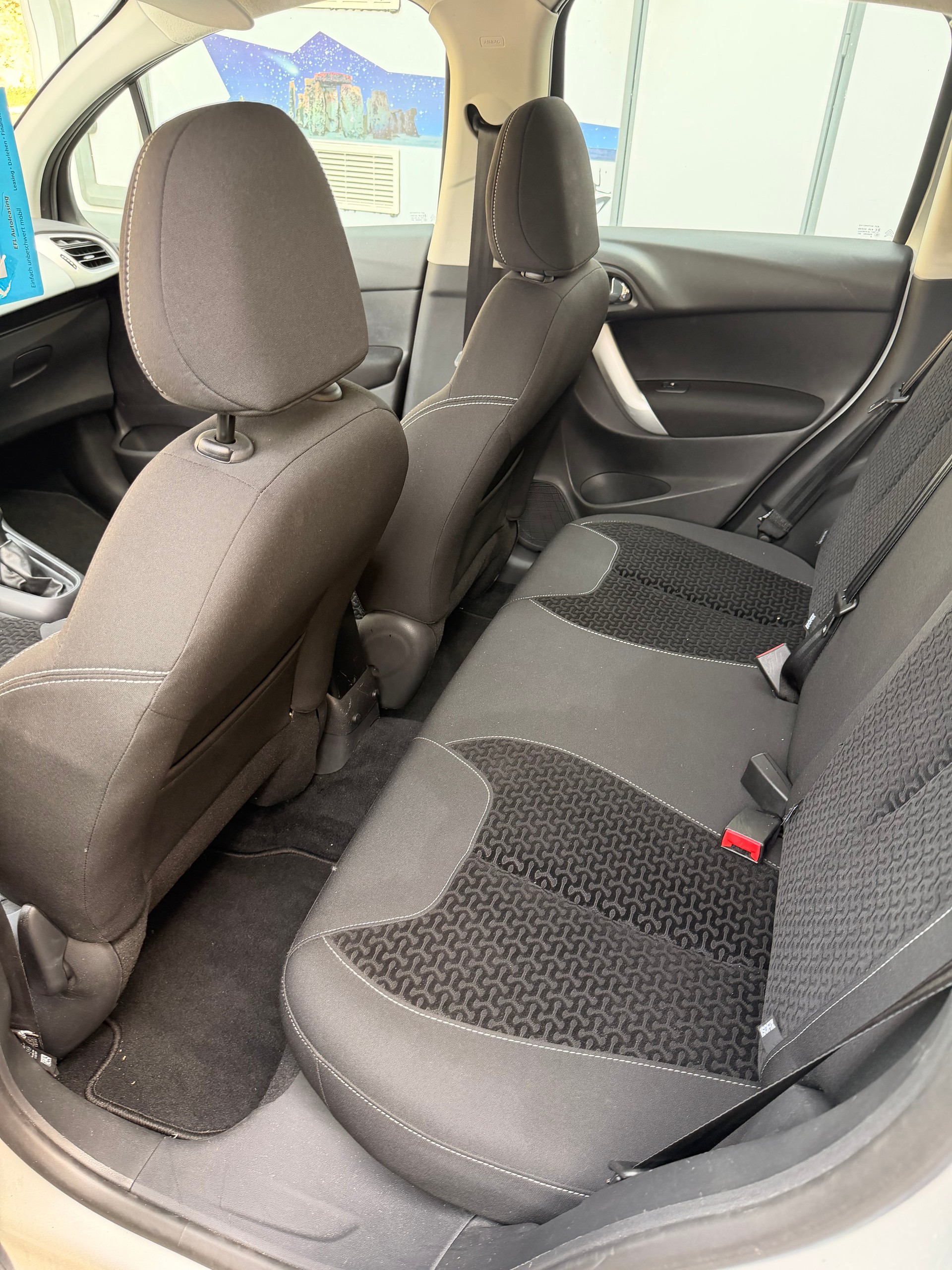 CITROEN C3 1.4i 16V Chic-image-7