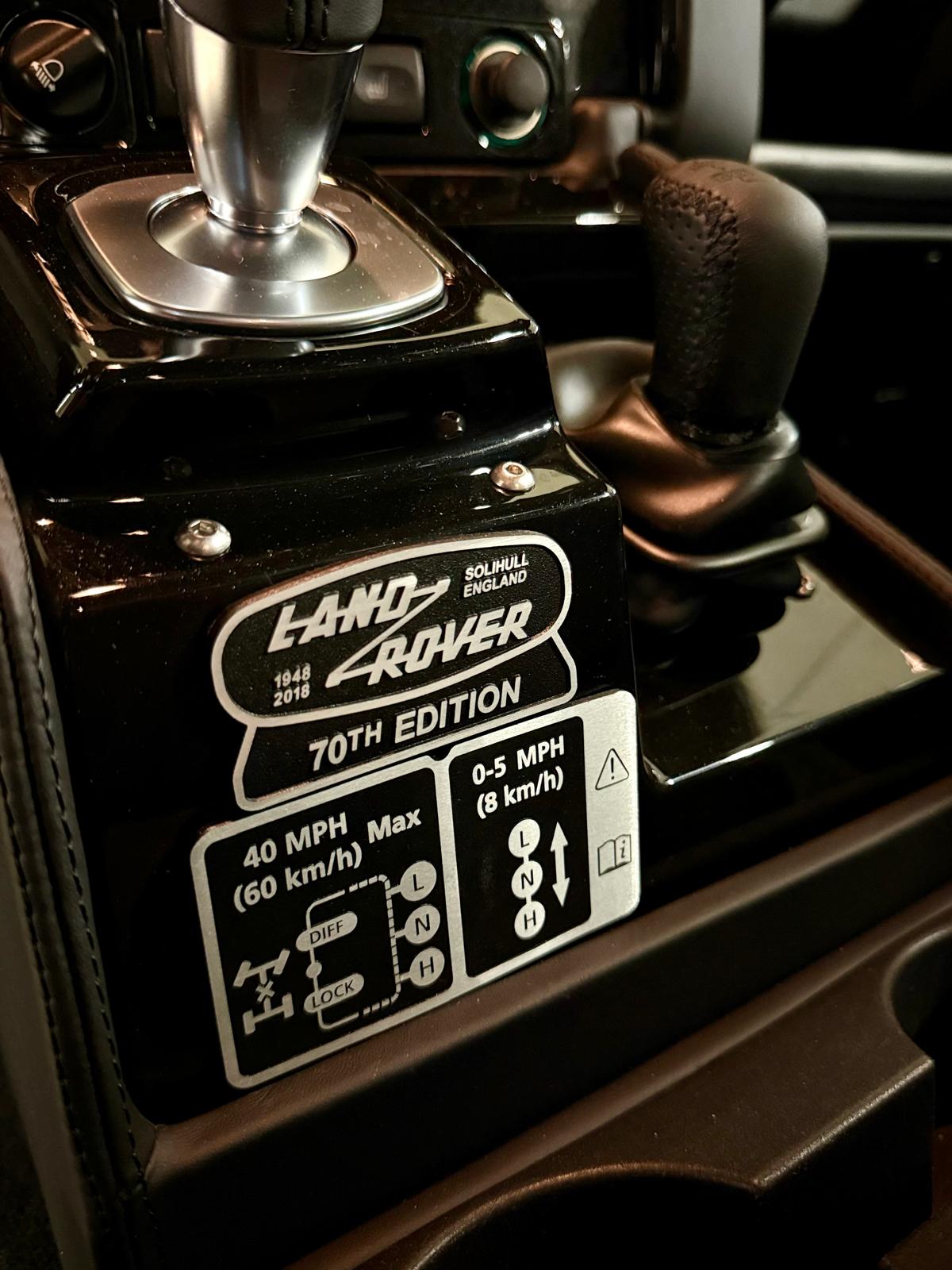 LAND ROVER LAND ROVER DEFENDER 5.0 8 cilindri a V, 70th edition-image-8