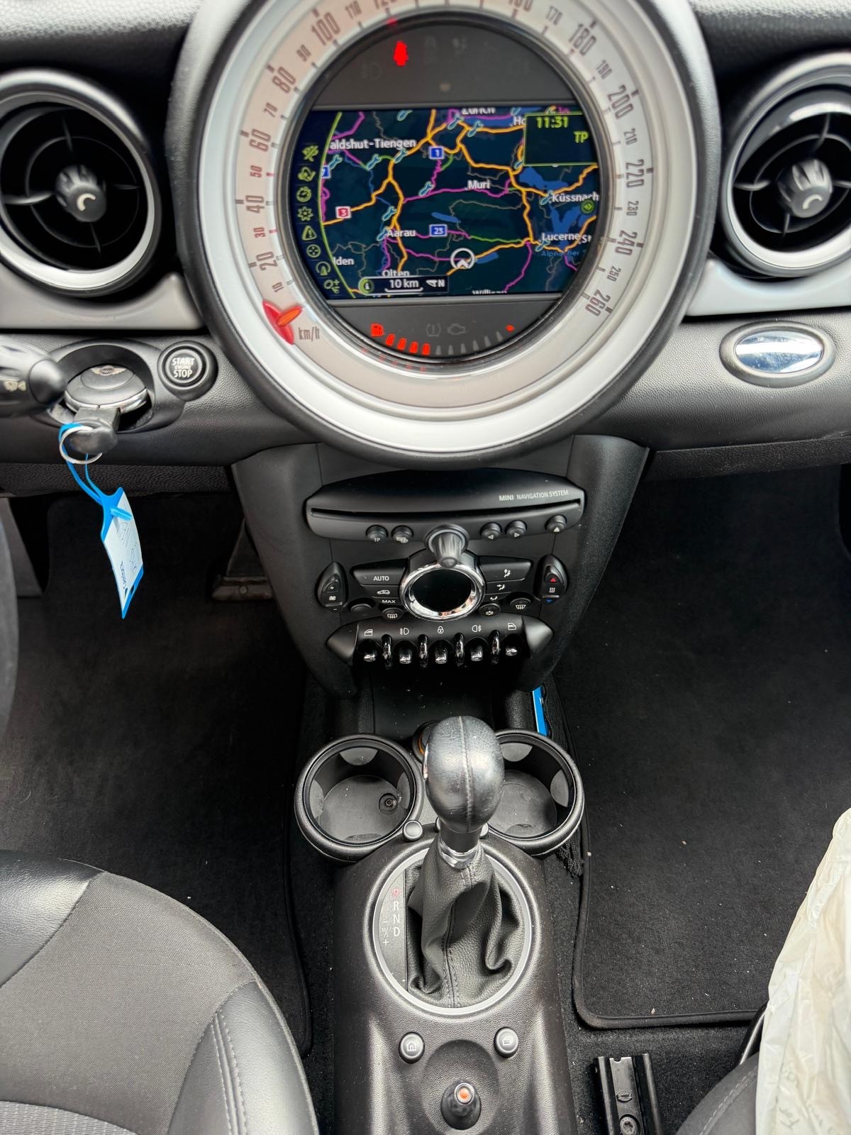 MINI Cooper Coupé Steptronic-image-17