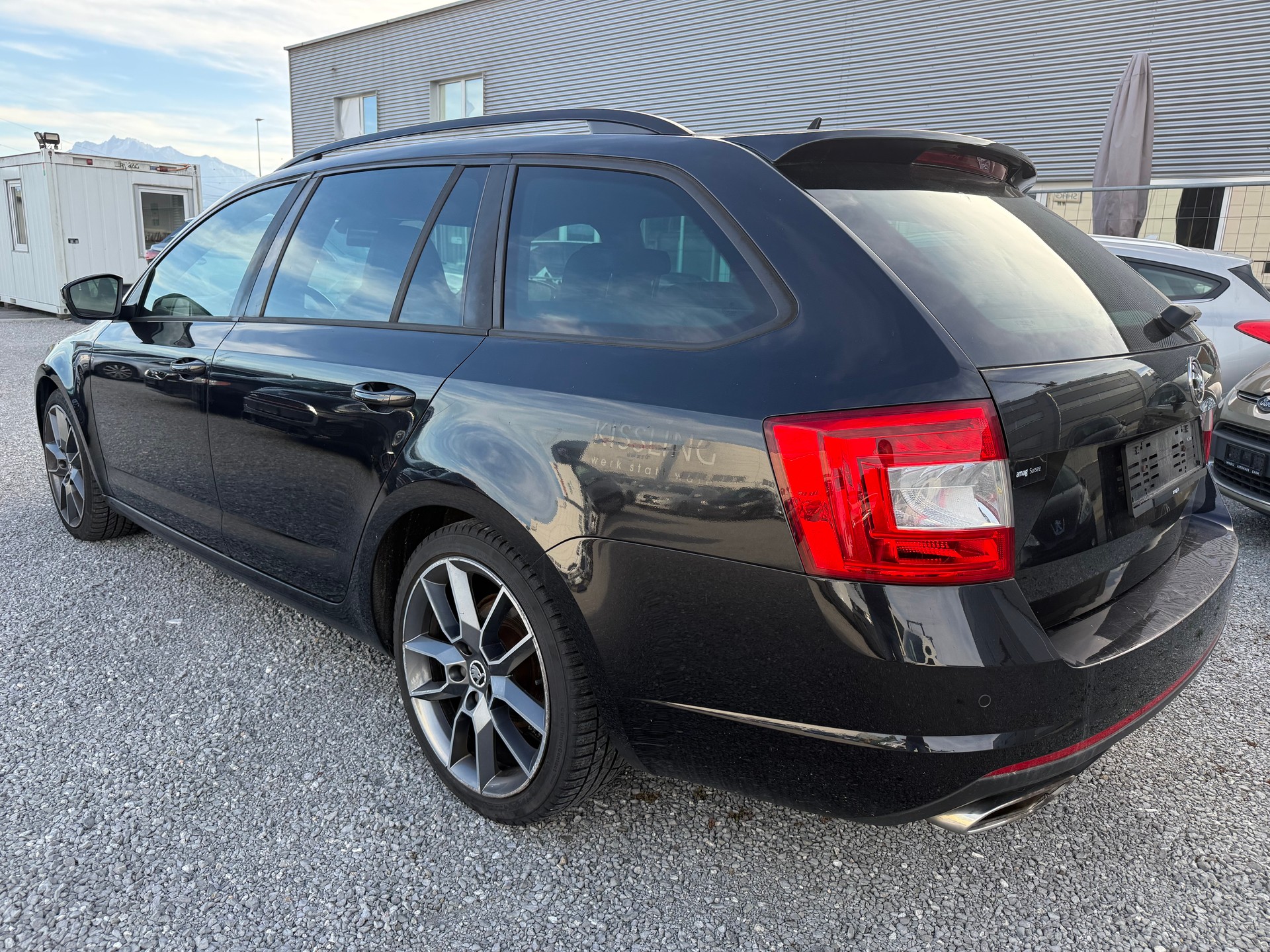 SKODA Octavia Combi 2.0 TDI RS 4x4 DSG-image-2