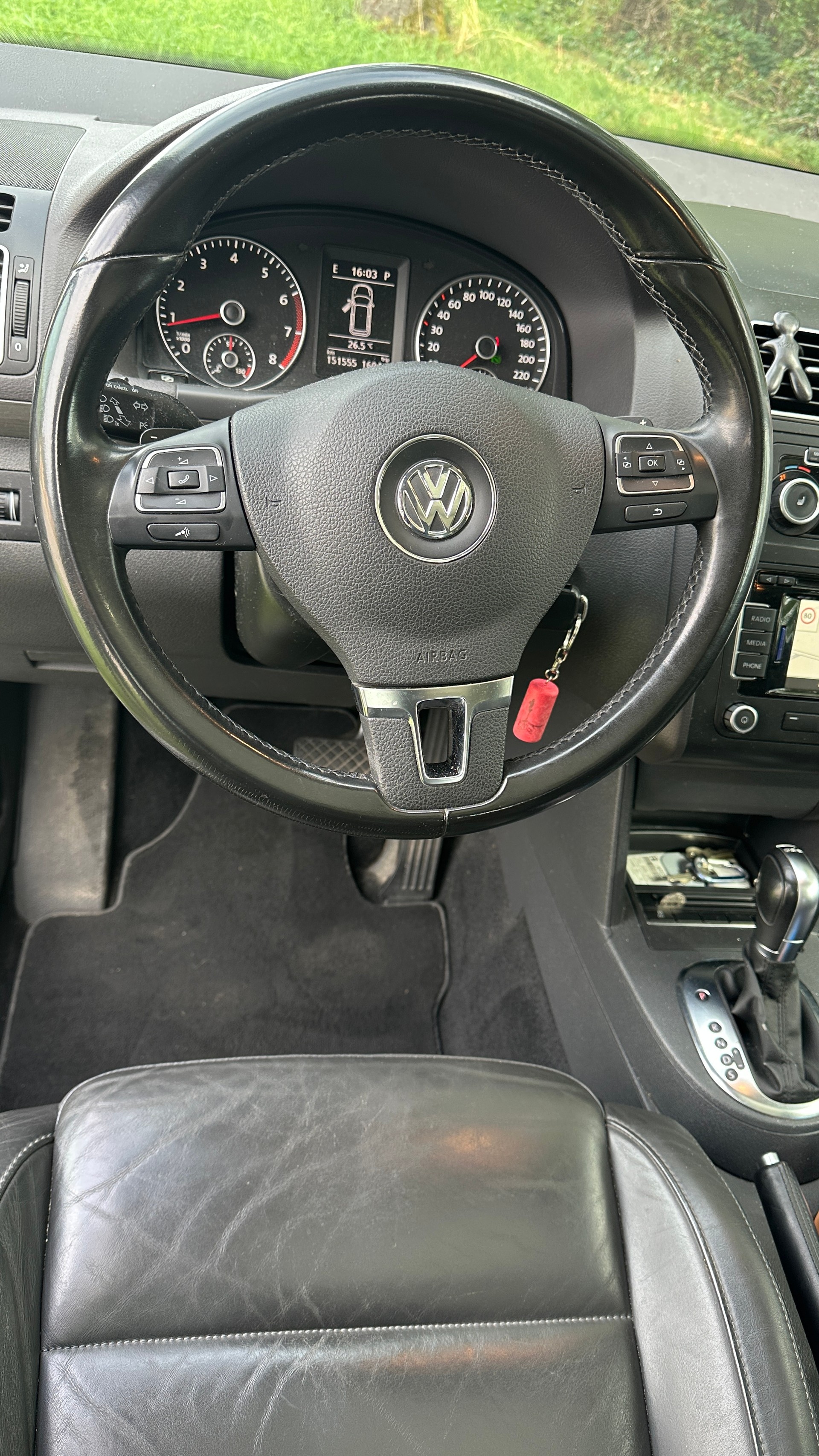 VW Cross Touran-image-5