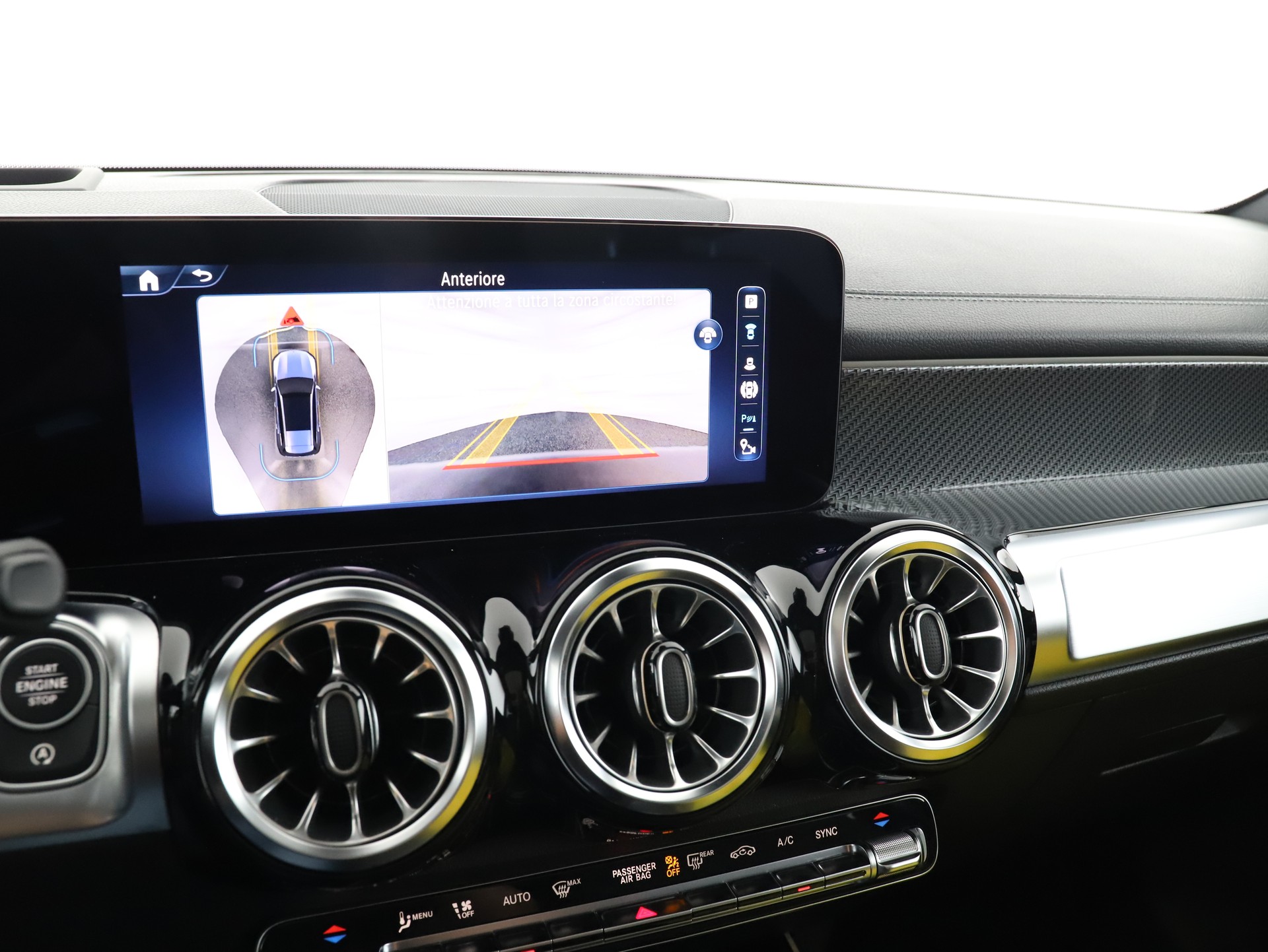 MERCEDES-BENZ GLB 250 4Matic 8G-Tronic-image-14