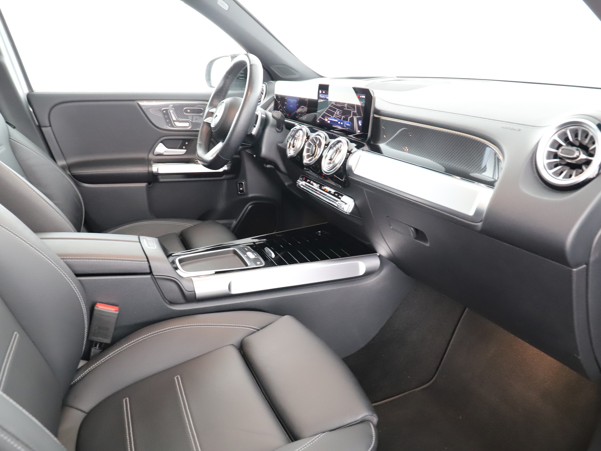 MERCEDES-BENZ GLB 250 4Matic 8G-Tronic-image-8