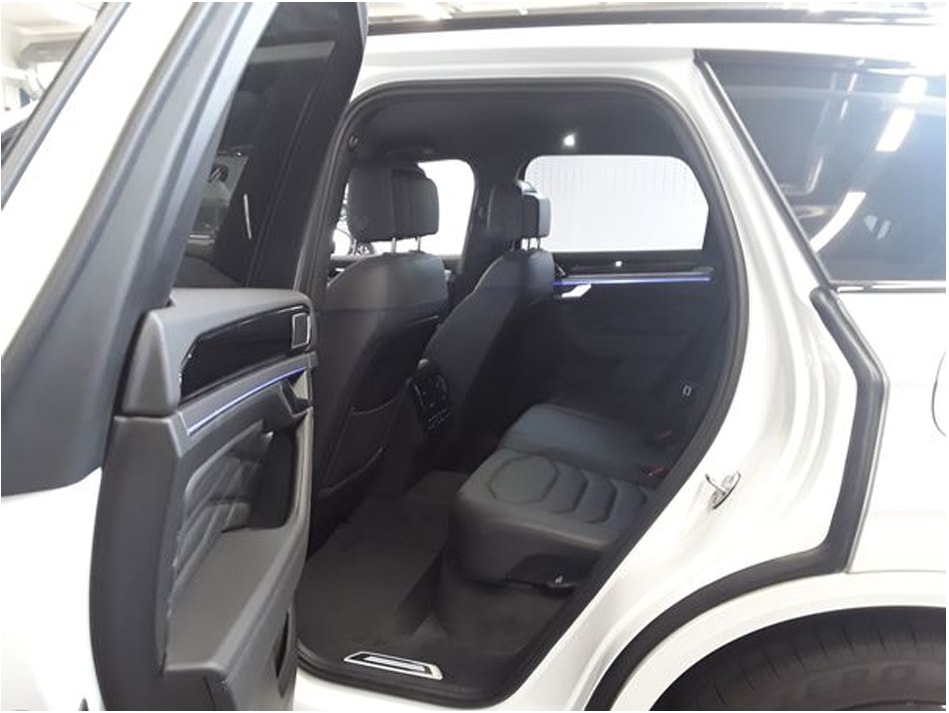 VW Touareg 3.0 TSI eHybrid R Tiptronic mit 5 Jahre 100tkm VW Werksgarantie-image-11