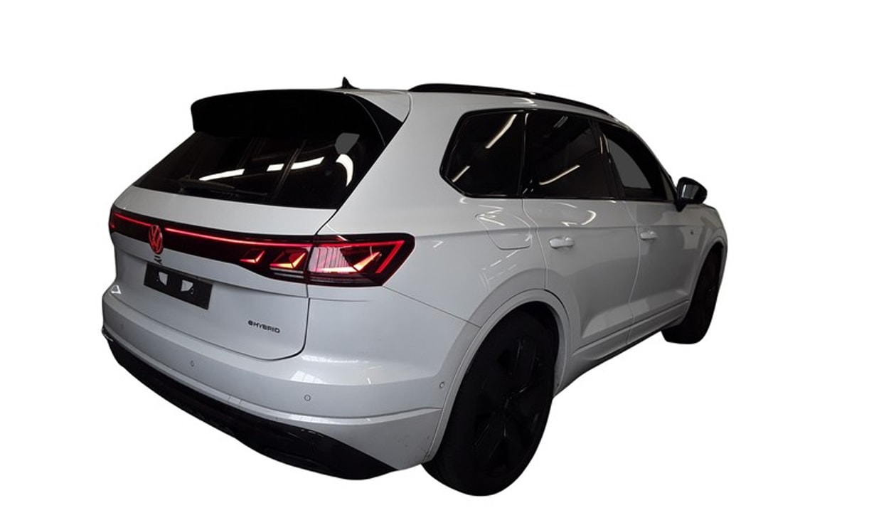 VW Touareg 3.0 TSI eHybrid R Tiptronic mit 5 Jahre 100tkm VW Werksgarantie-image-4