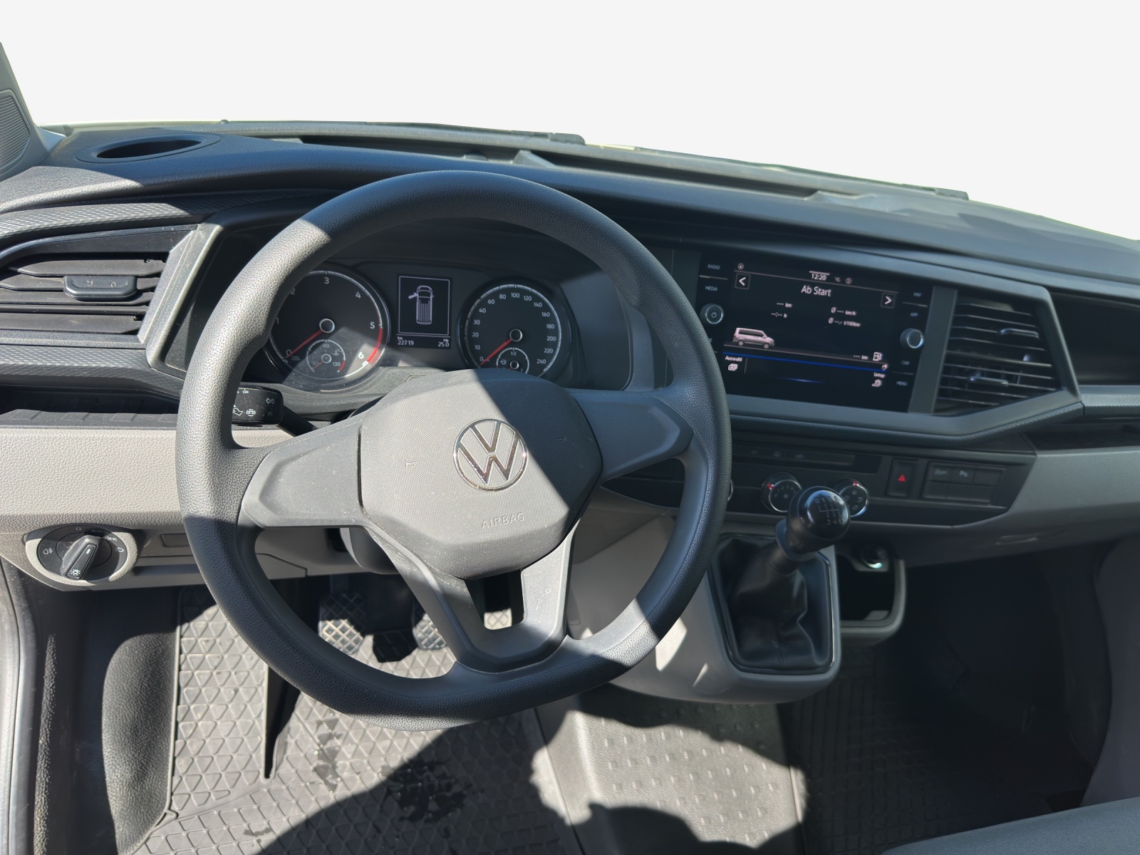 VW T6.1 2.0 TDI-image-9