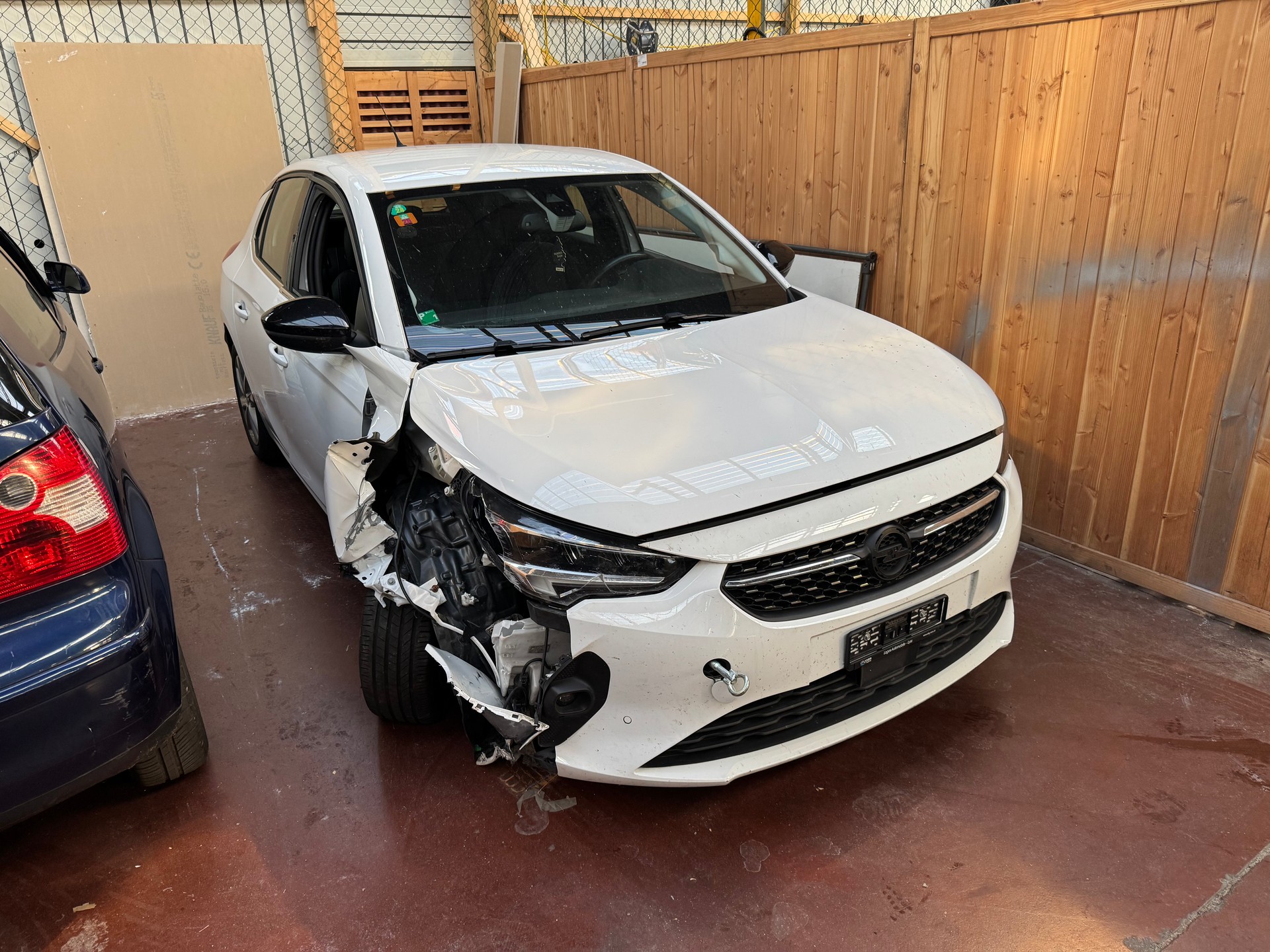 OPEL Corsa 1.2 TP Edition-image-1