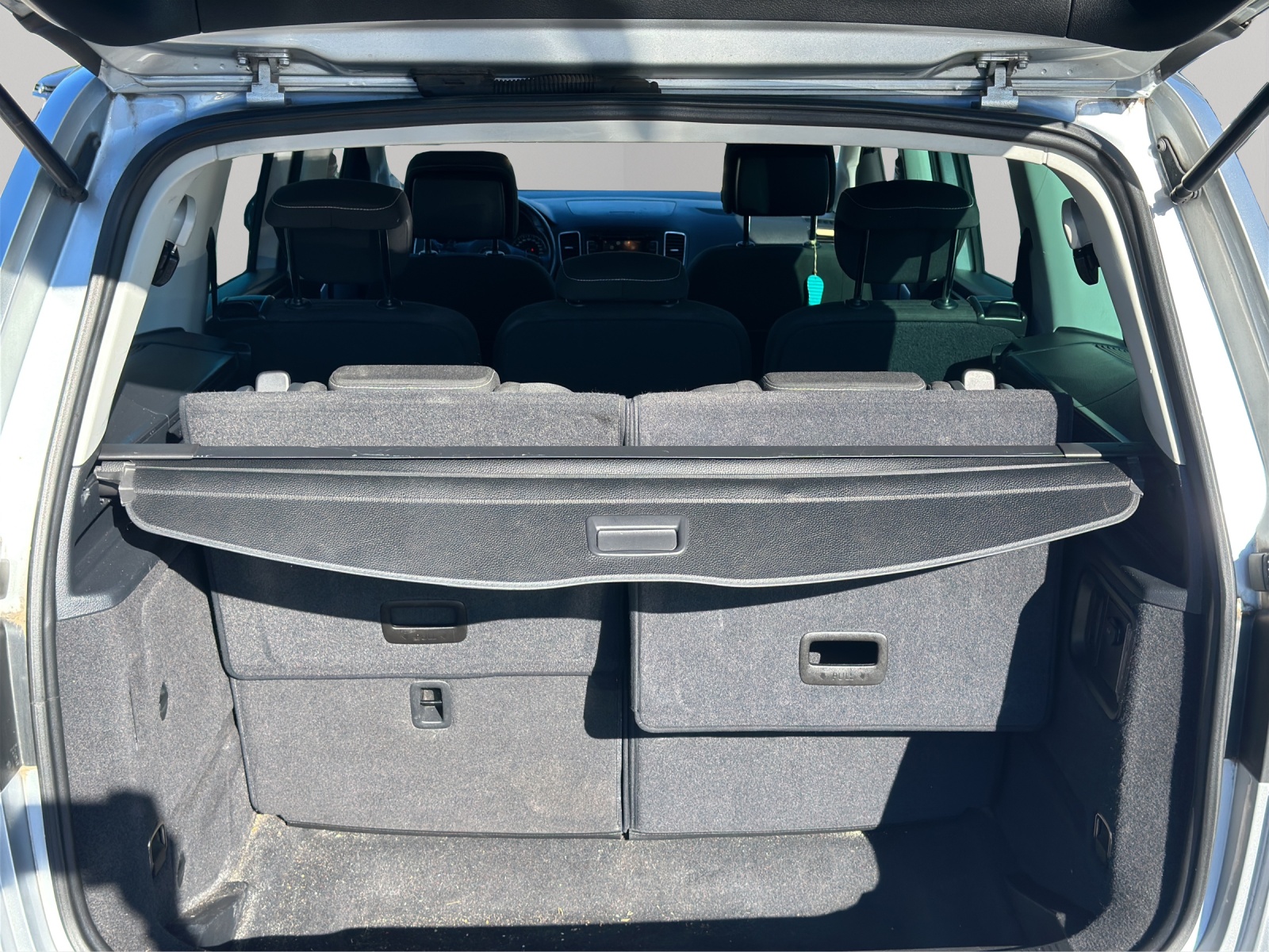 VW Sharan 2.0 TDI BlueMotion Technology Highline DSG-image-18