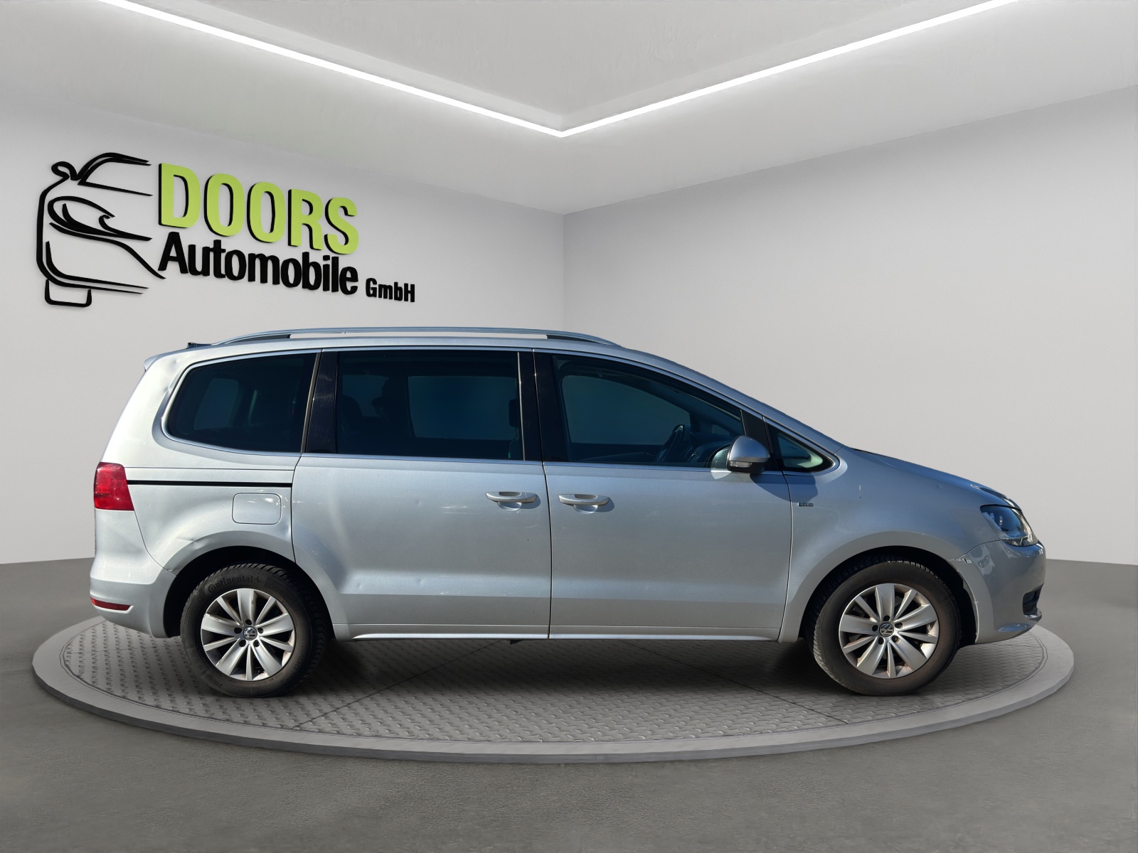 VW Sharan 2.0 TDI BlueMotion Technology Highline DSG-image-7