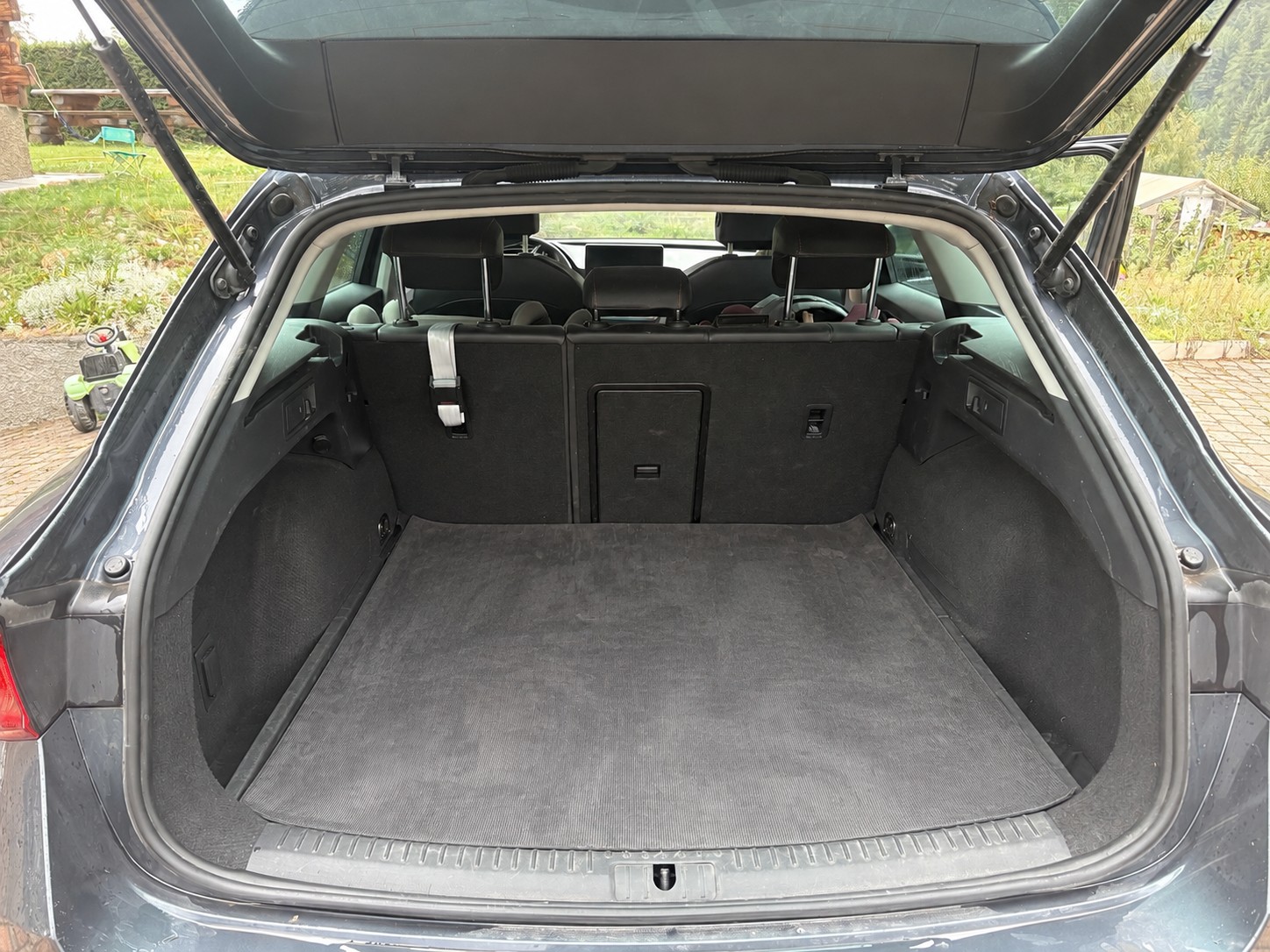 SEAT 2.0 TDI FR 4Drive DSG-image-5