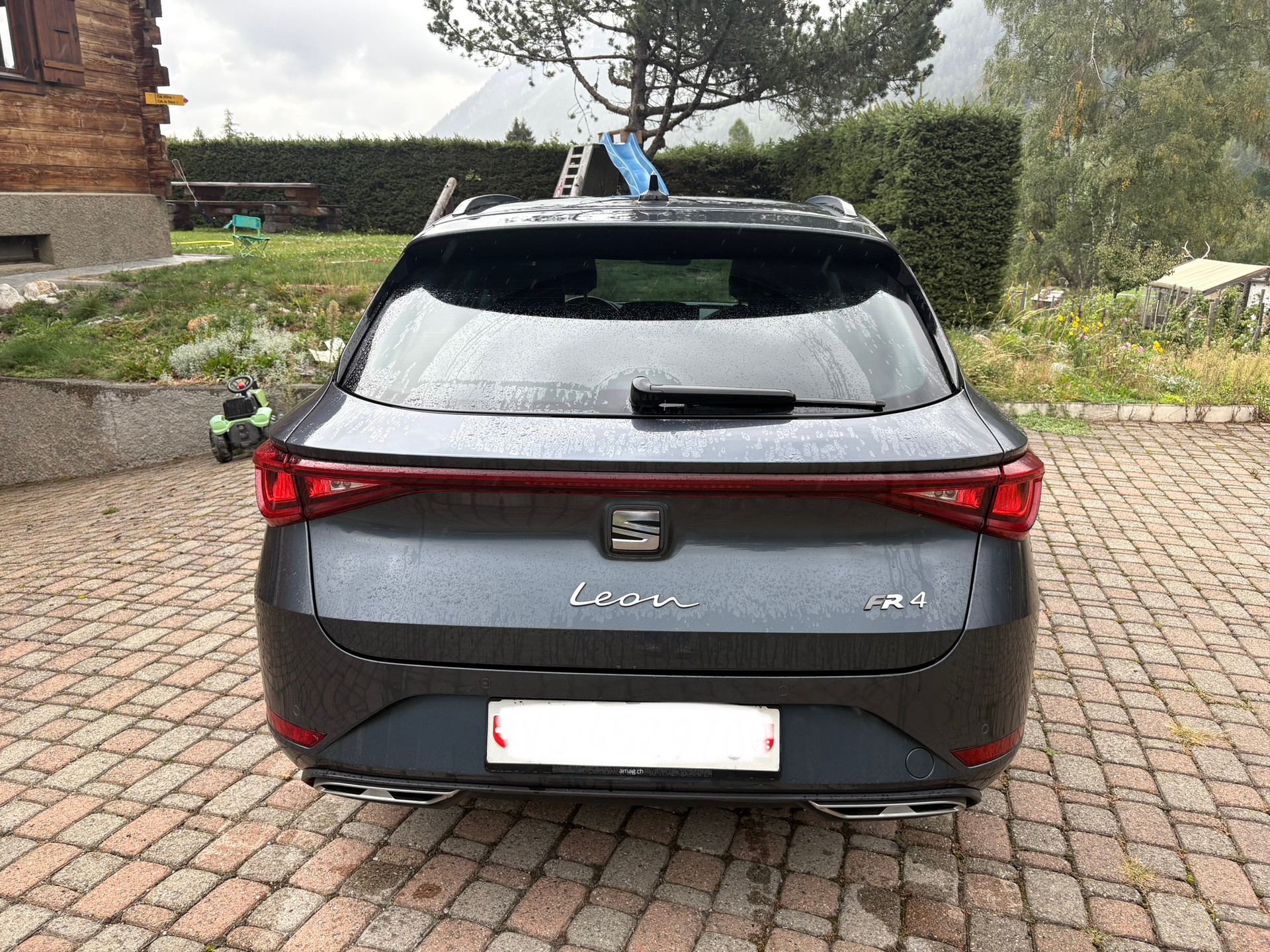 SEAT 2.0 TDI FR 4Drive DSG-image-2