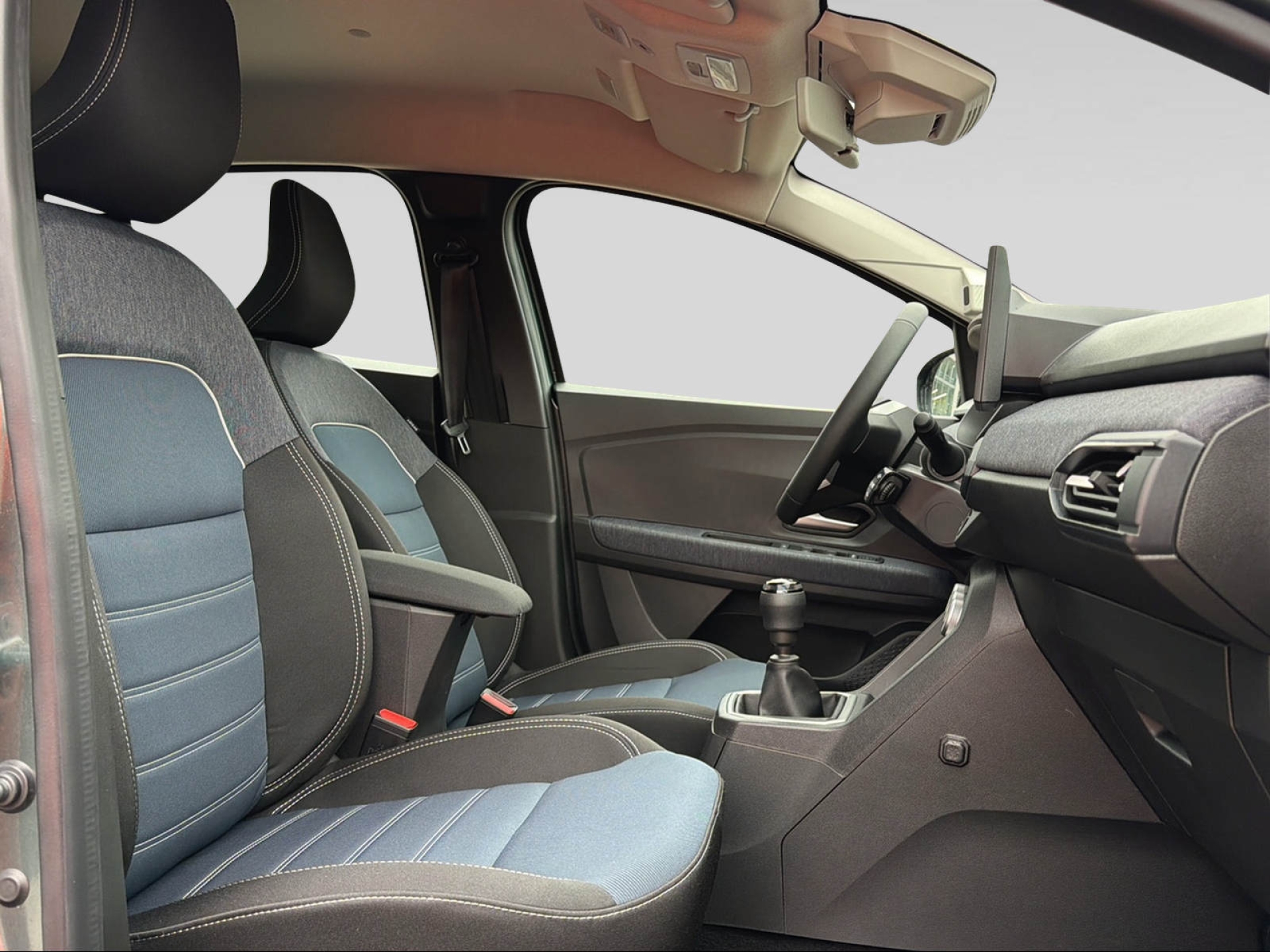 DACIA Sandero-image-10