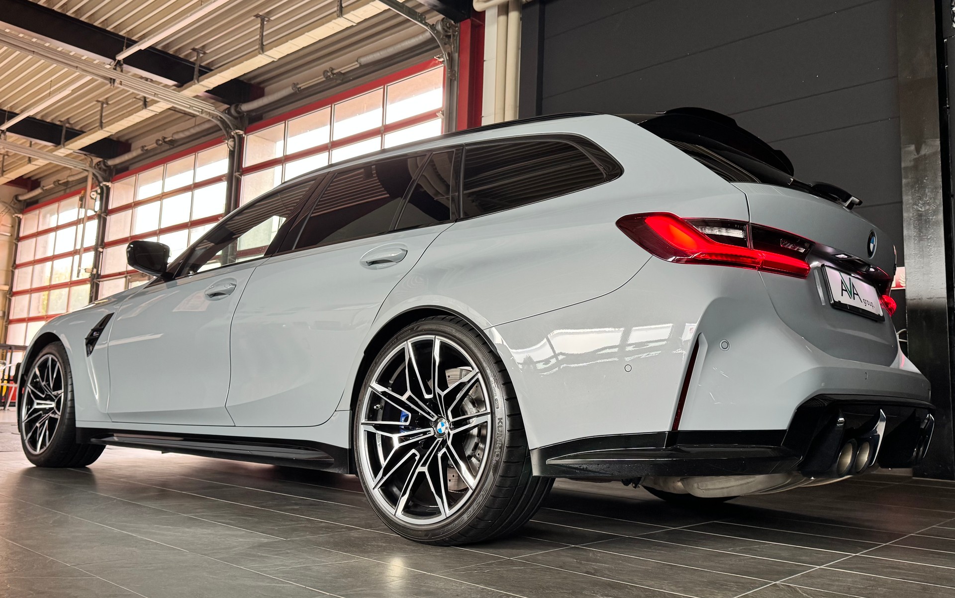 BMW M3 Touring xDrive Competition M *BROOKLYN GRAU*-image-7