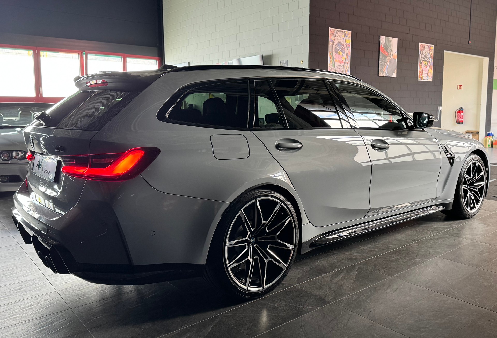 BMW M3 Touring xDrive Competition M *BROOKLYN GRAU*-image-9