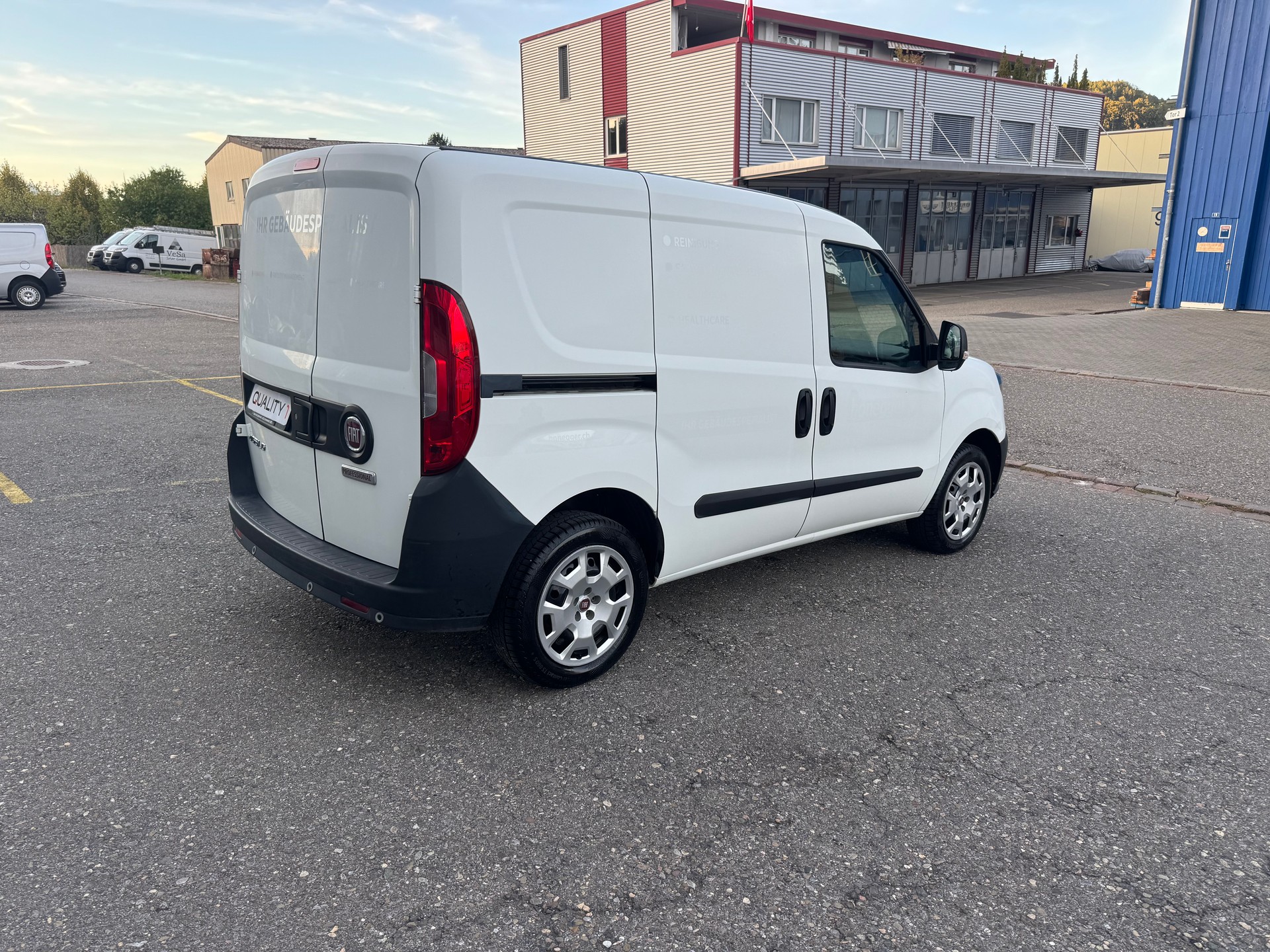 FIAT Doblò 1.4 MPI Cargo Easy Pro-image-2