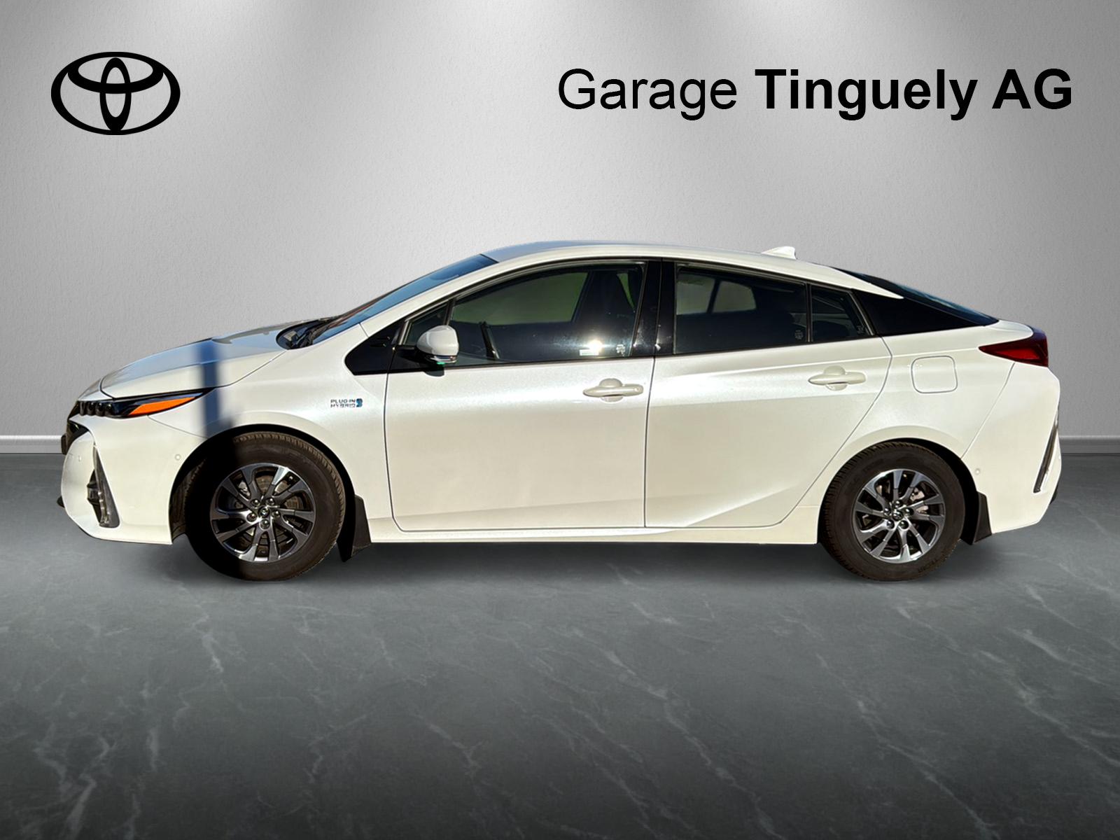 TOYOTA Prius 1.8 VVTi HSD Plug-In Solar-image-1
