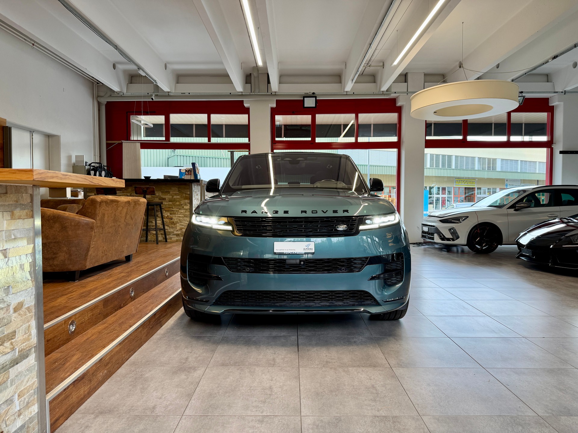 LAND ROVER Range Rover Sport P530 4.4 V8 First Edition Automatic-image-8