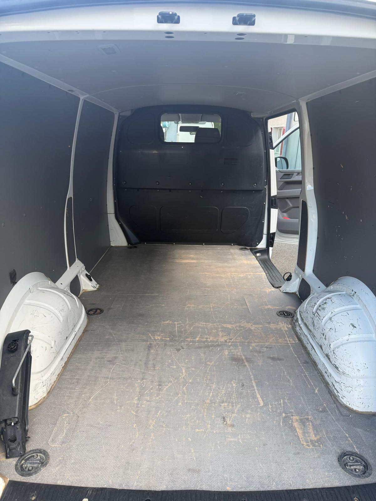 VW T6.1 2.0 TDI 4Motion-image-15