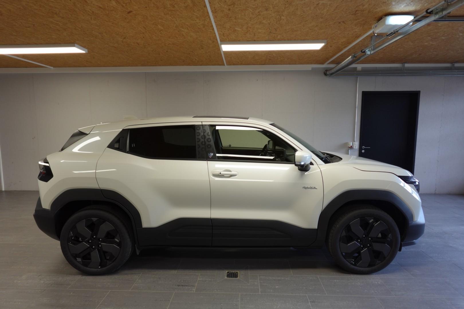 SUZUKI e Vitara Piz Sulai Top 4x4-image-5