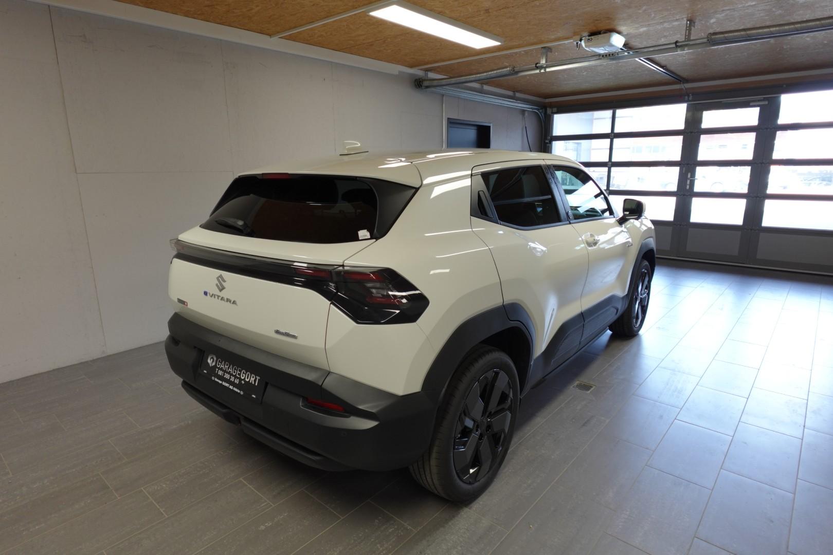 SUZUKI e Vitara Piz Sulai Top 4x4-image-8
