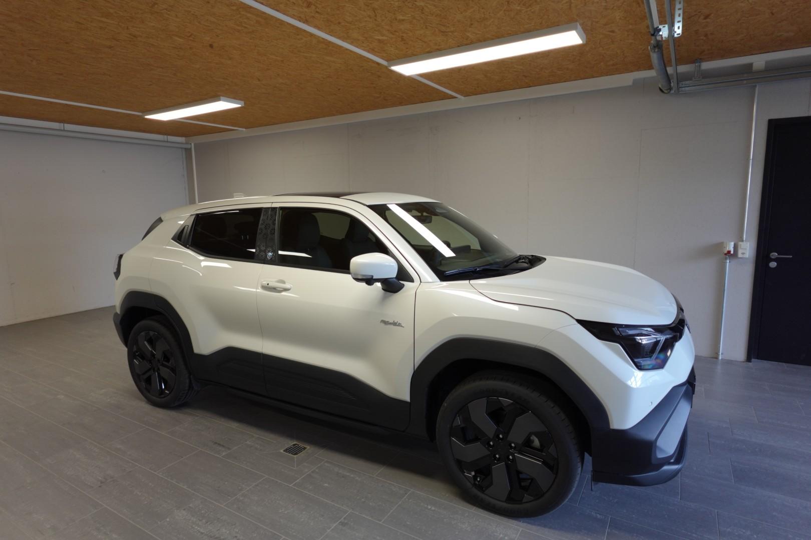 SUZUKI e Vitara Piz Sulai Top 4x4-image-3