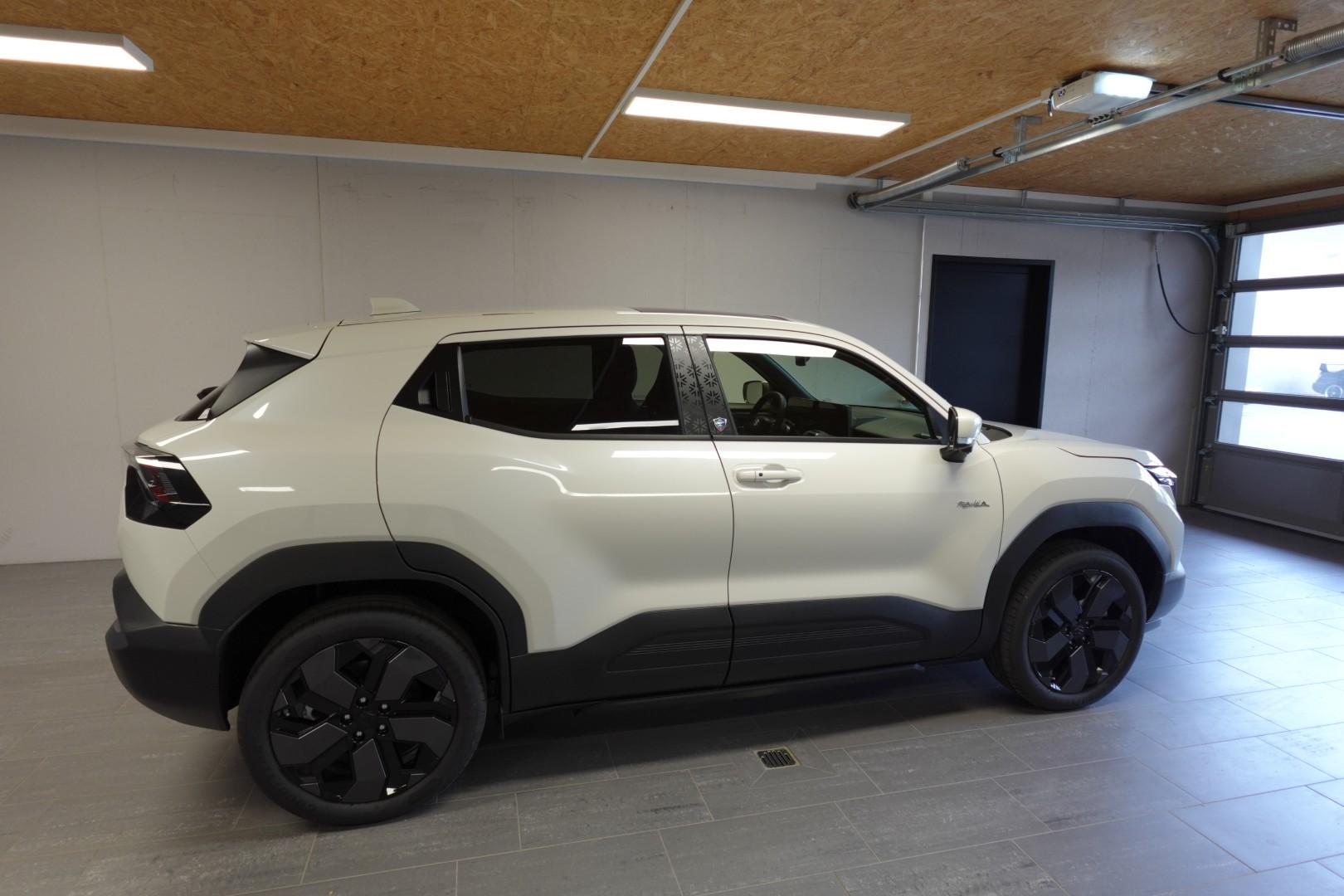 SUZUKI e Vitara Piz Sulai Top 4x4-image-6