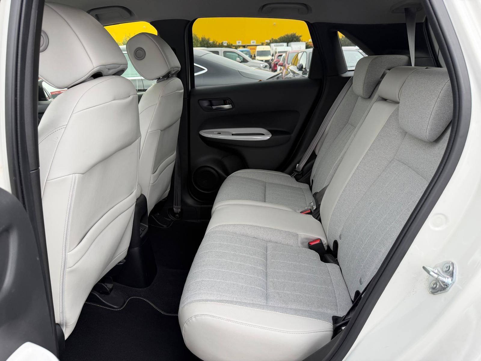 HONDA Jazz 1.5 i-MMD Executive-image-15