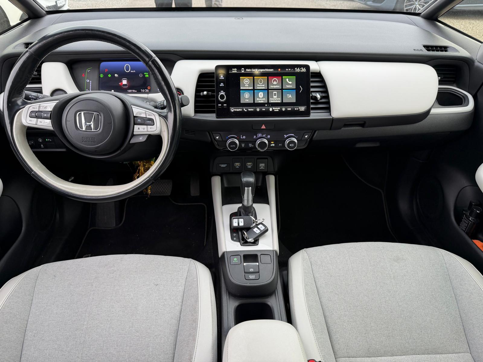 HONDA Jazz 1.5 i-MMD Executive-image-10