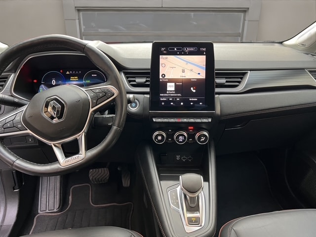 RENAULT Captur Plug-in Hybrid Initiale-image-6
