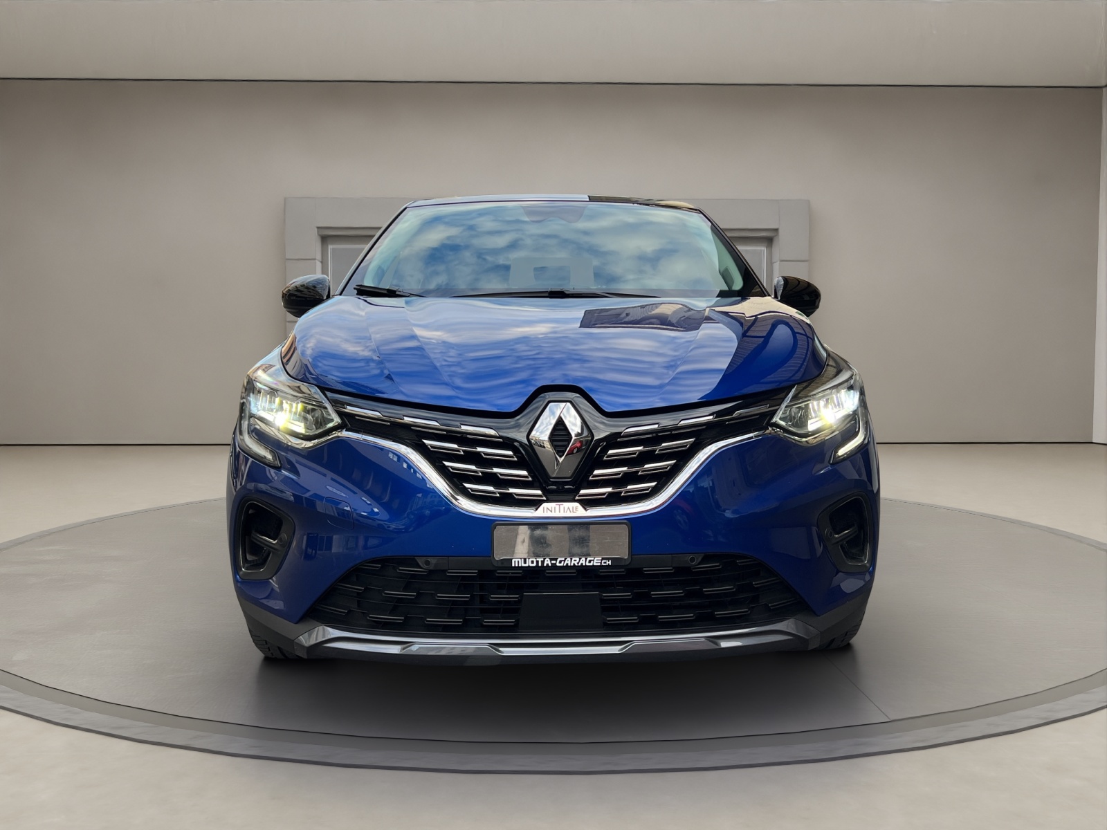 RENAULT Captur Plug-in Hybrid Initiale-image-1