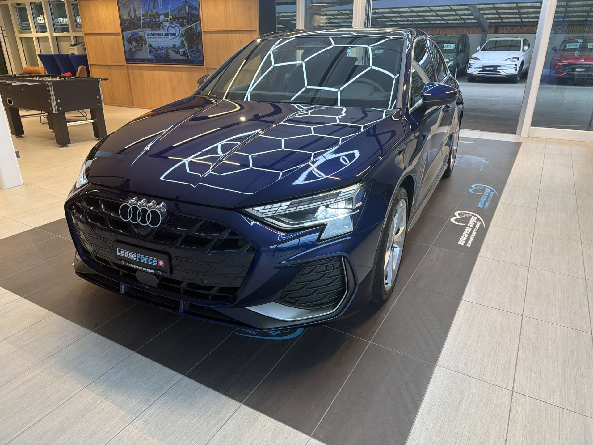 AUDI A3 Sportback 35 TDi S-Line S-Tronic Automat-image-0