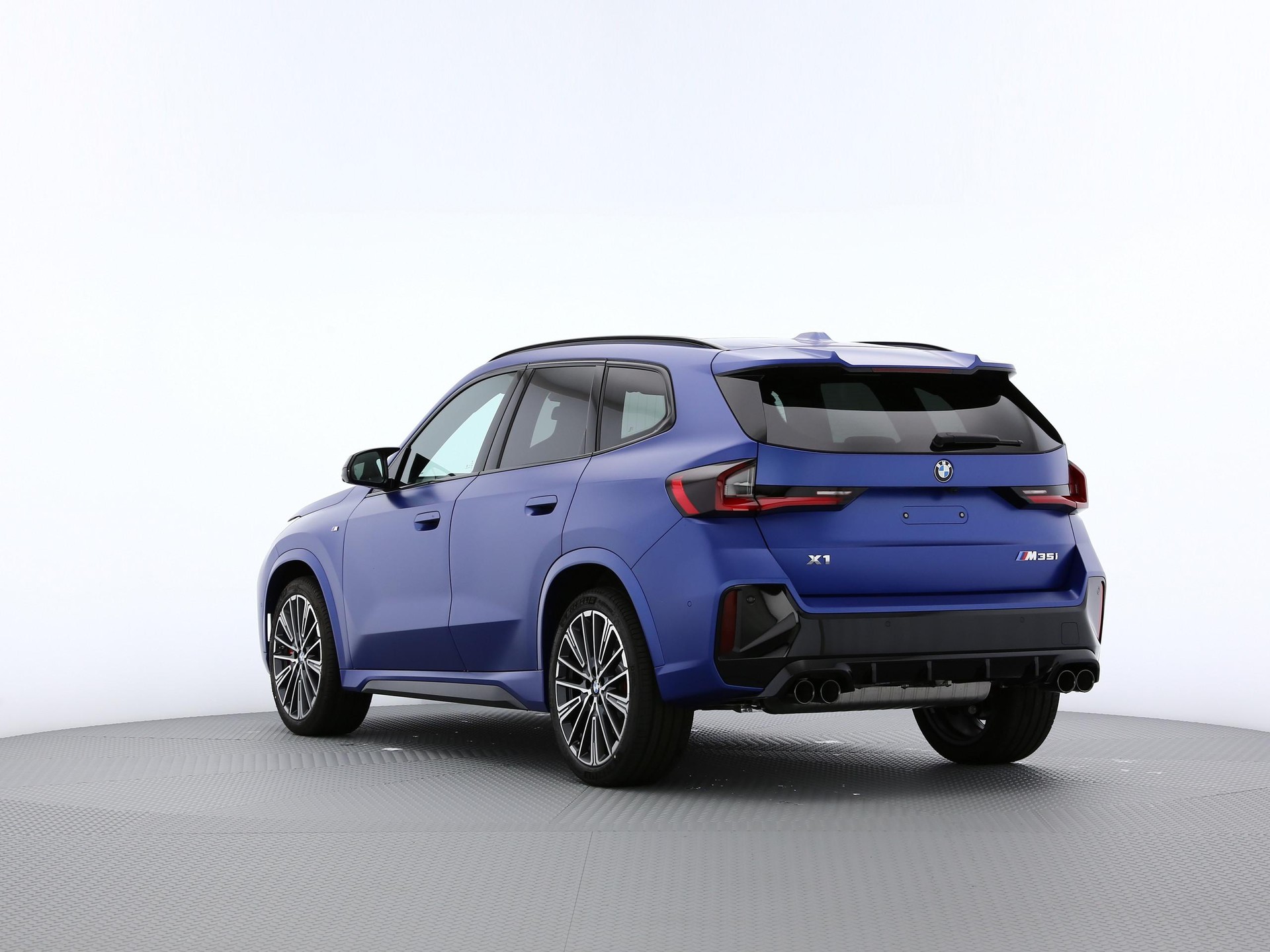 BMW X1 U11 M35i-image-13