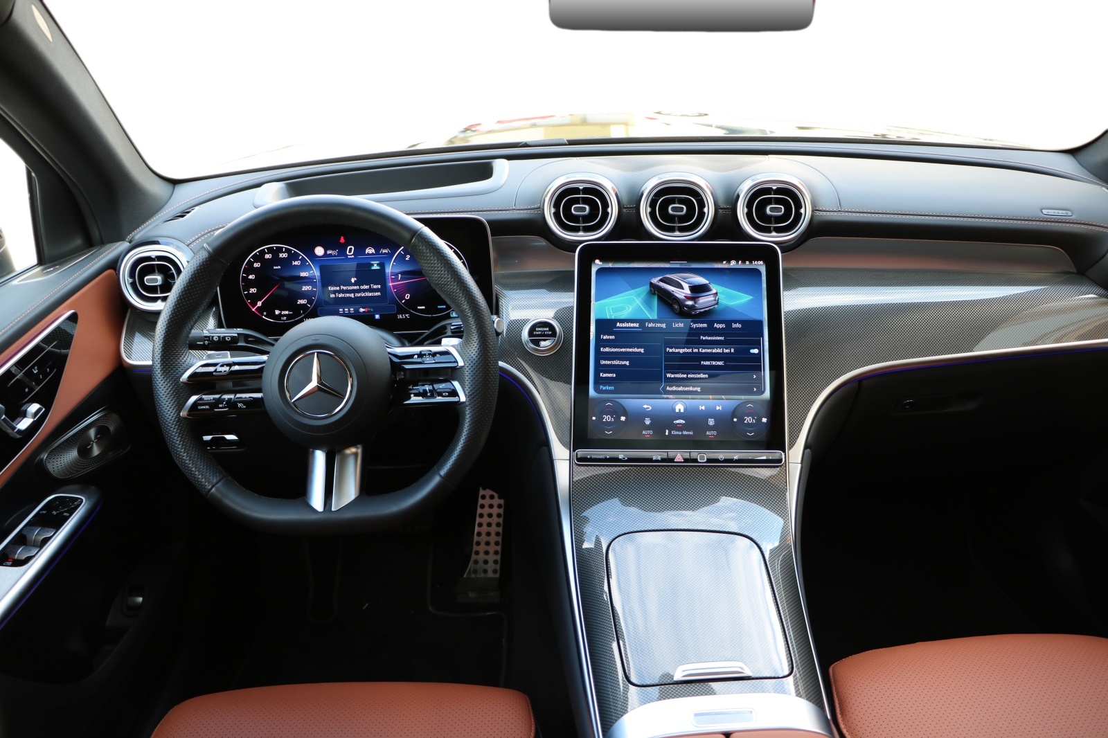 MERCEDES-BENZ GLC 300 d 4Matic 9G-Tronic-image-13