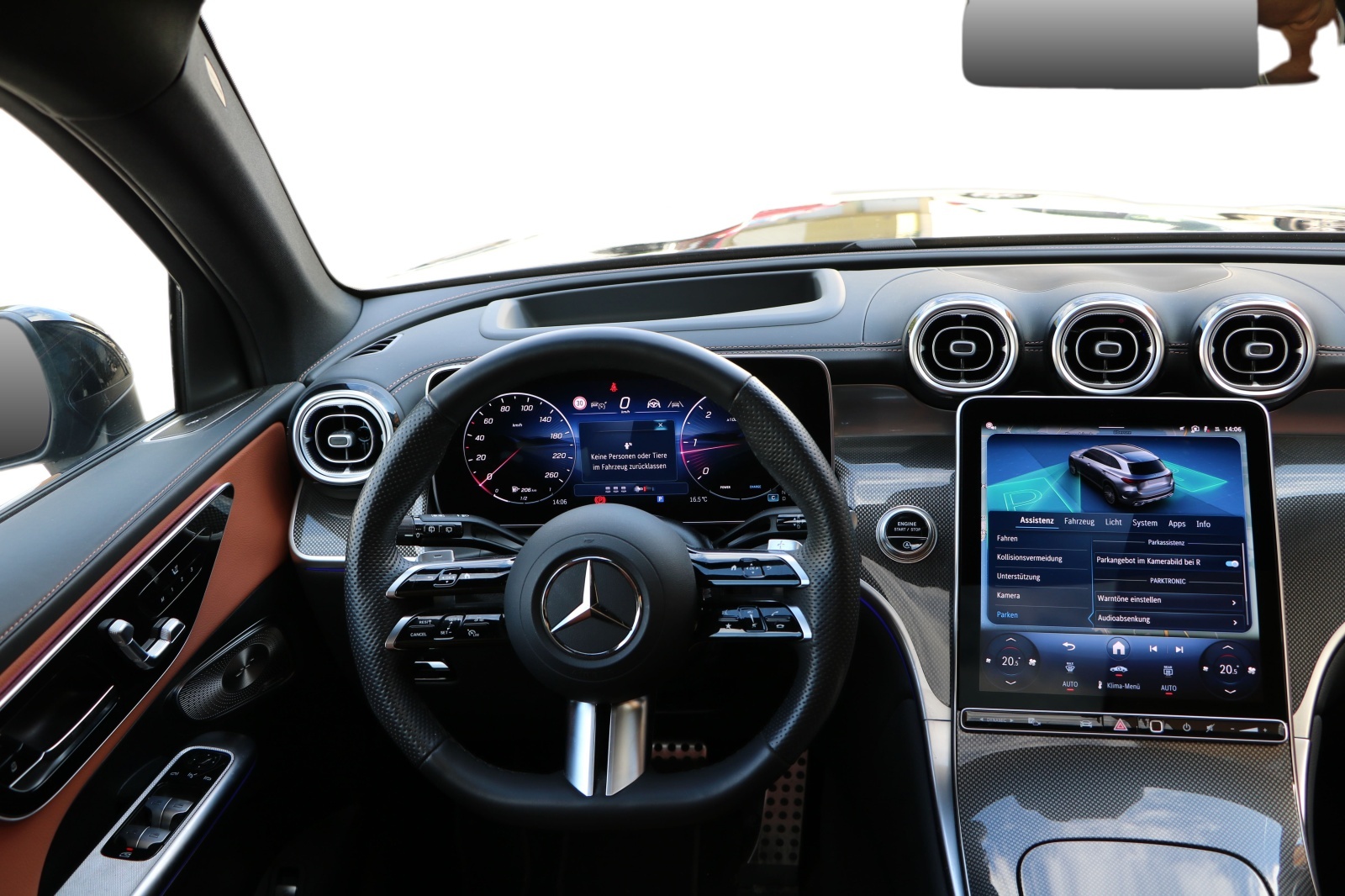 MERCEDES-BENZ GLC 300 d 4Matic 9G-Tronic-image-14